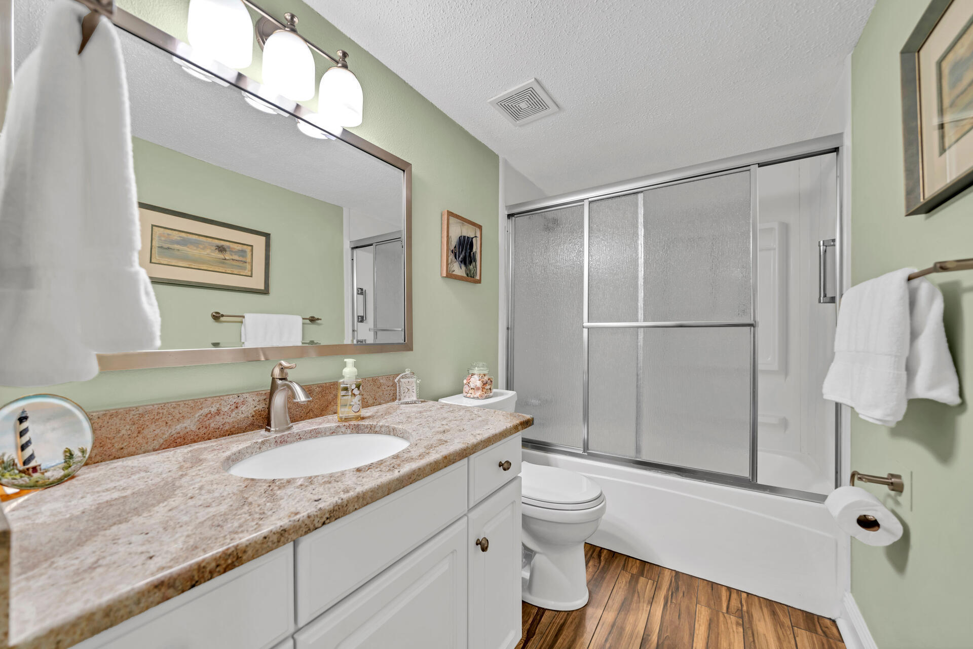 ISLAND ECHO CONDO - Residential