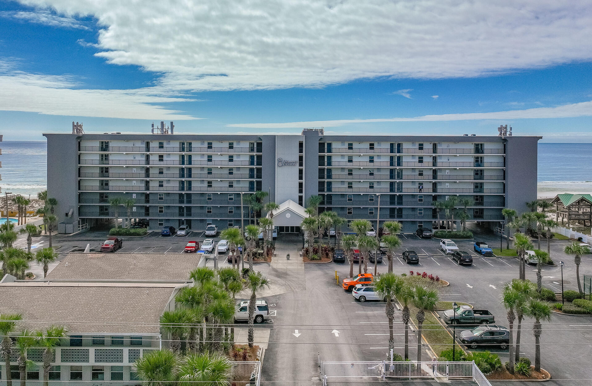 ISLAND ECHO CONDO - Residential
