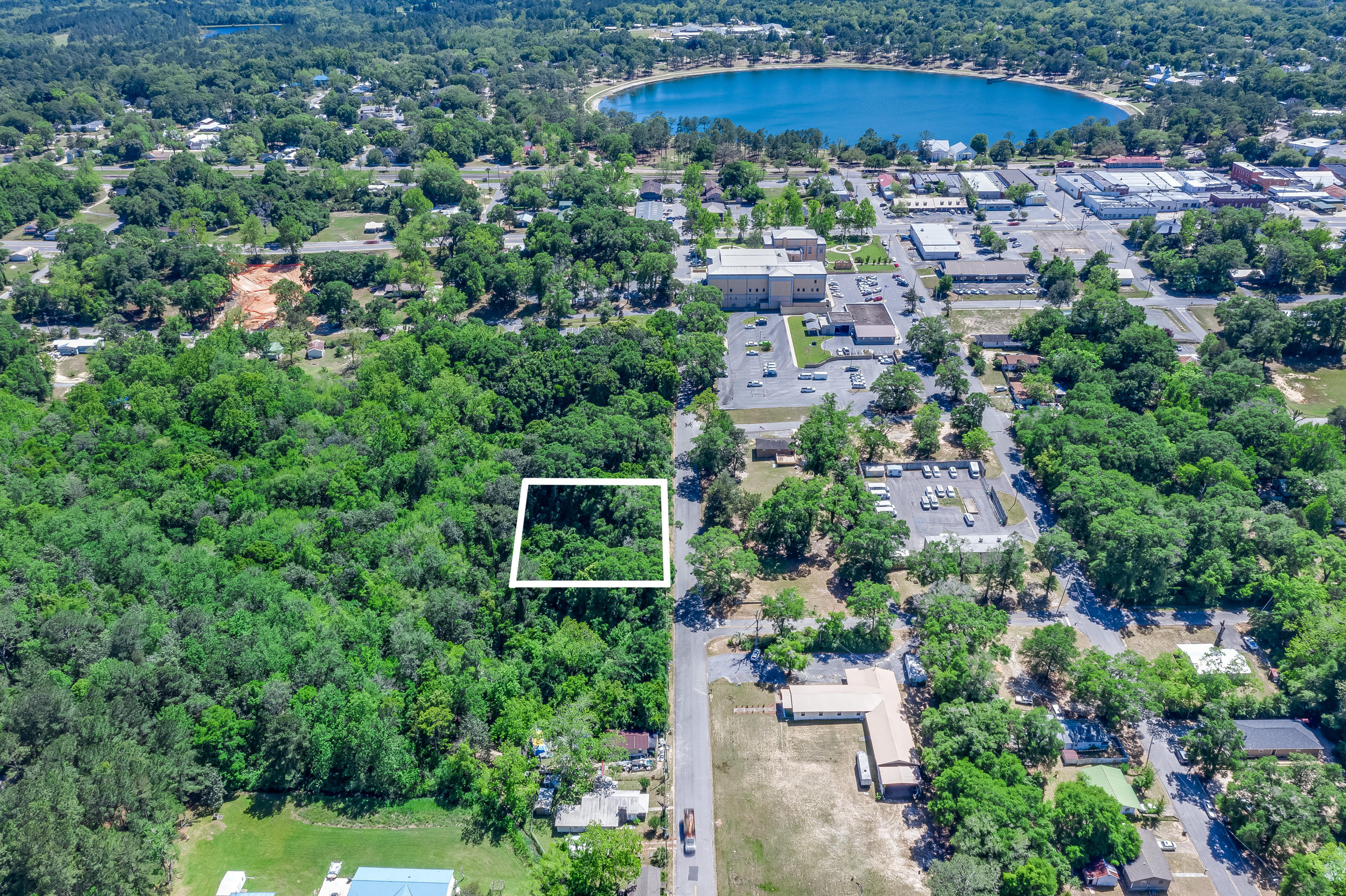TOWN OF DEFUNIAK SPRINGS - Land