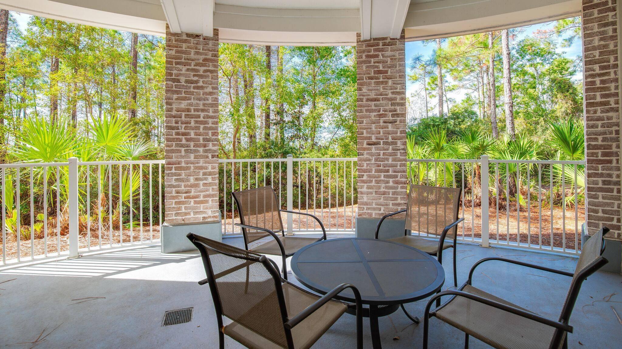 BAHIA CONDO - Residential