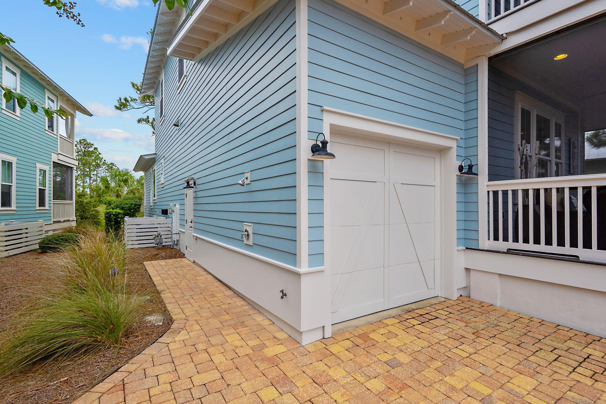 NATUREWALK AT SEAGROVE - Residential
