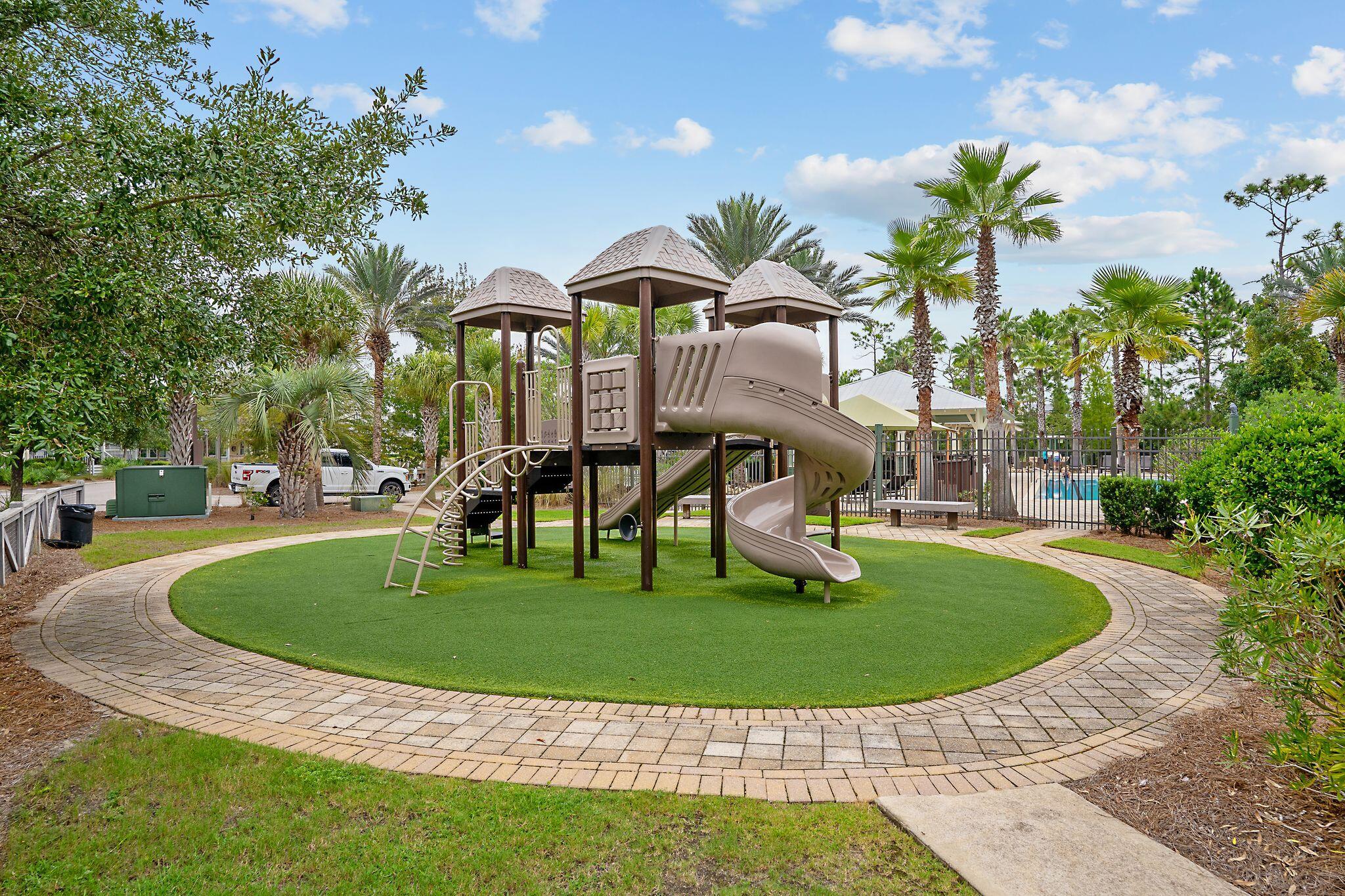 NATUREWALK AT SEAGROVE - Residential