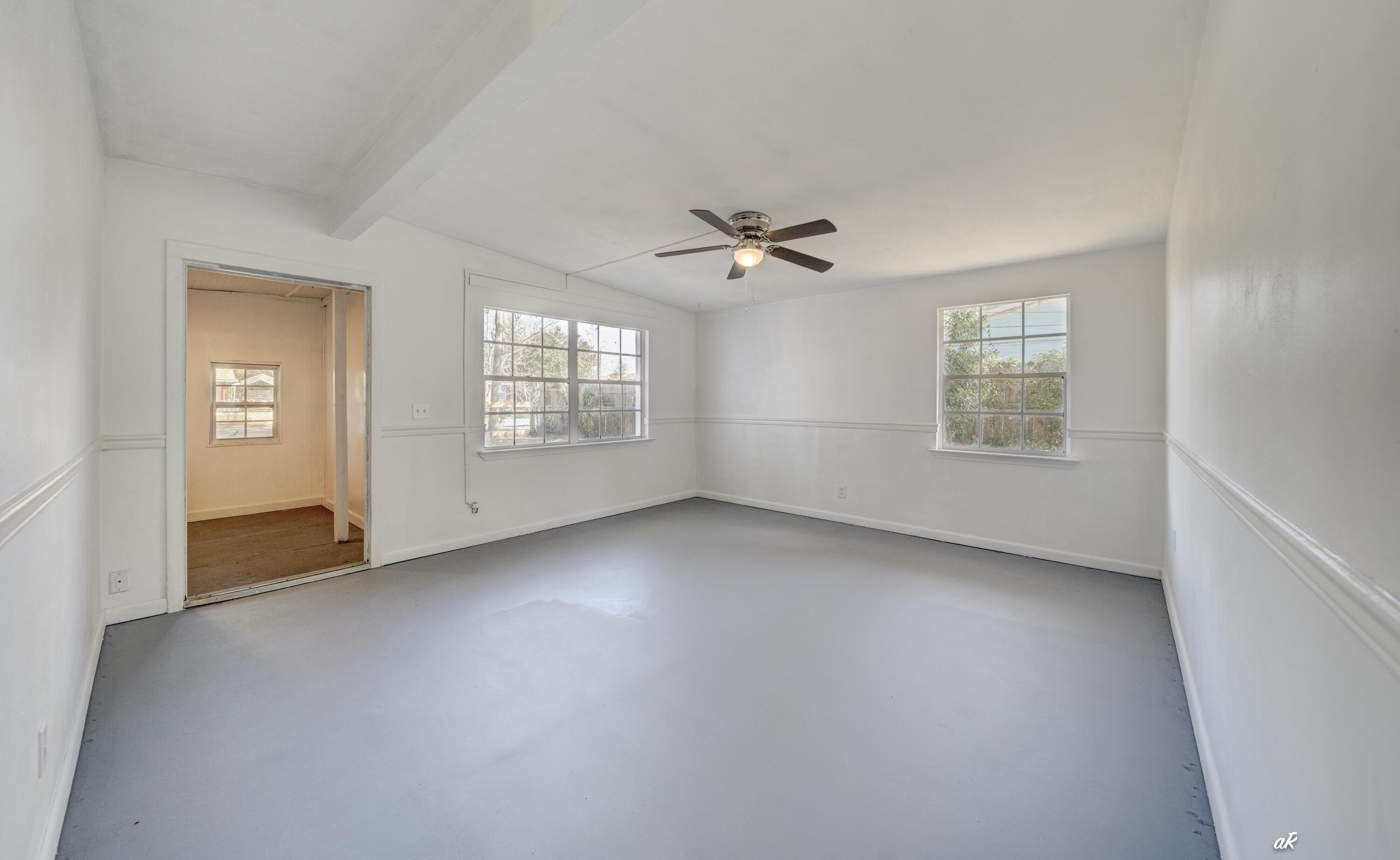 NO RECORDED SUBDIVISION - Residential