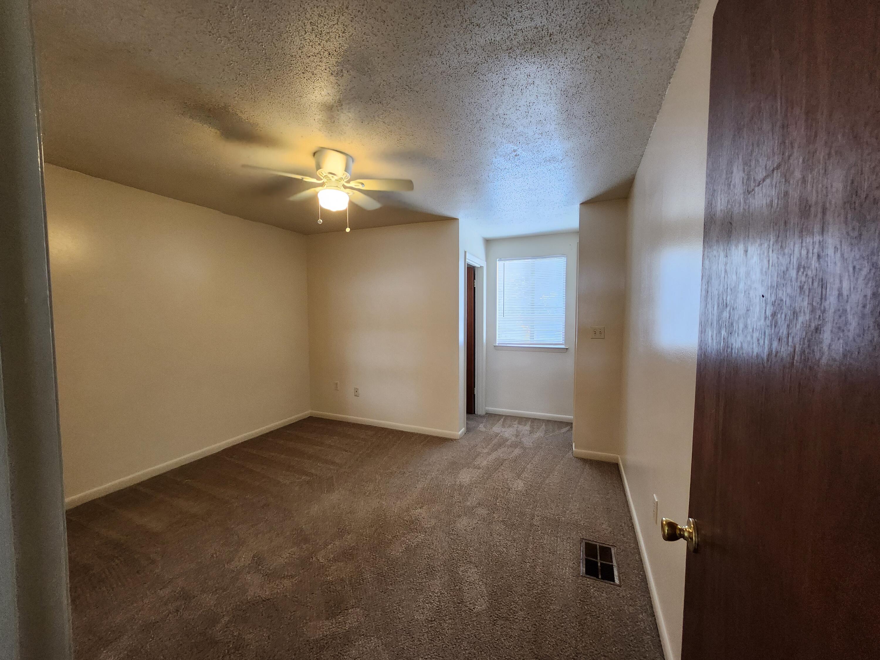 DOWNTOWNER - Residential Lease