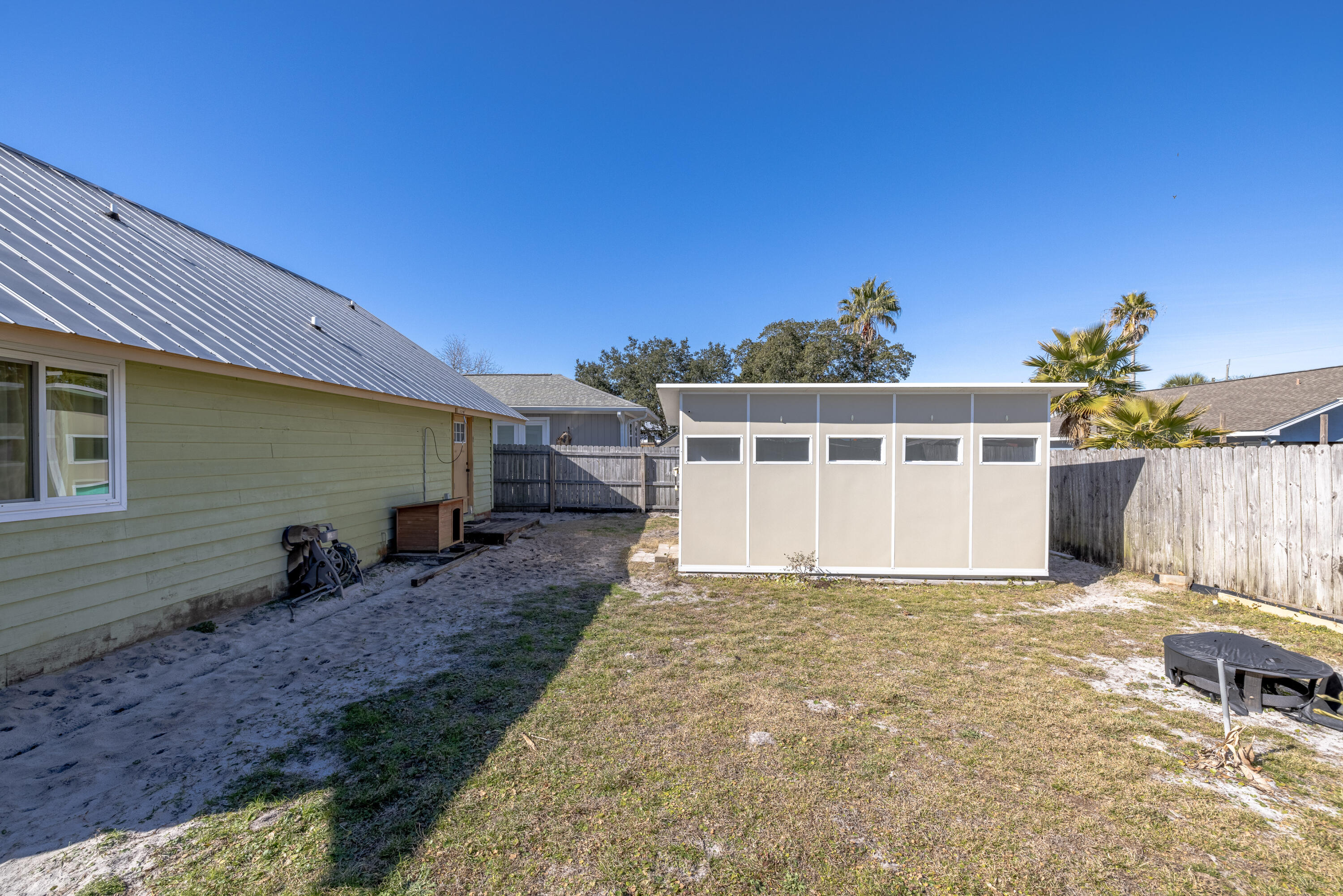 RIVIERA BEACH - Residential