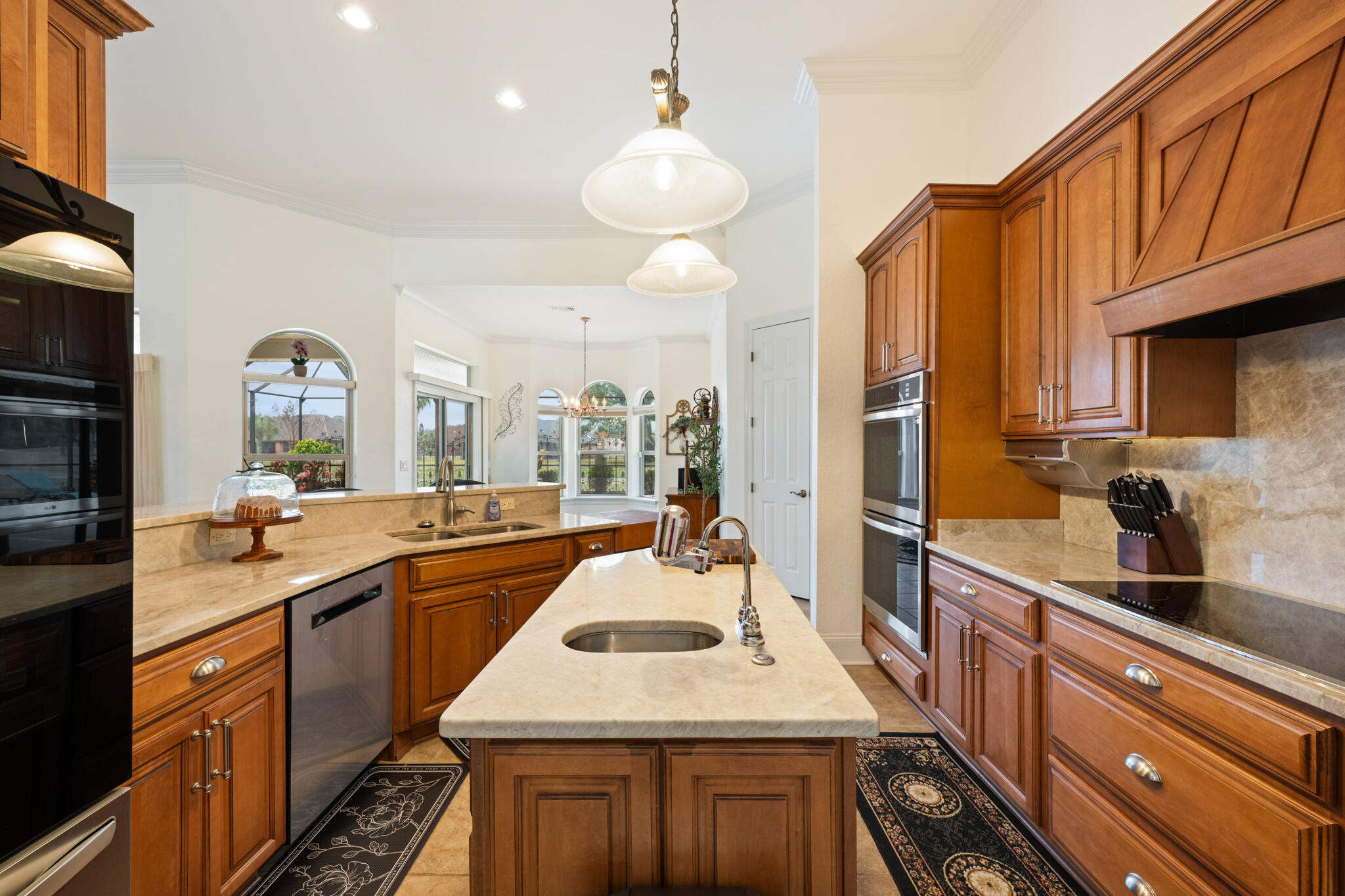 HOLLEY BY THE SEA - Residential