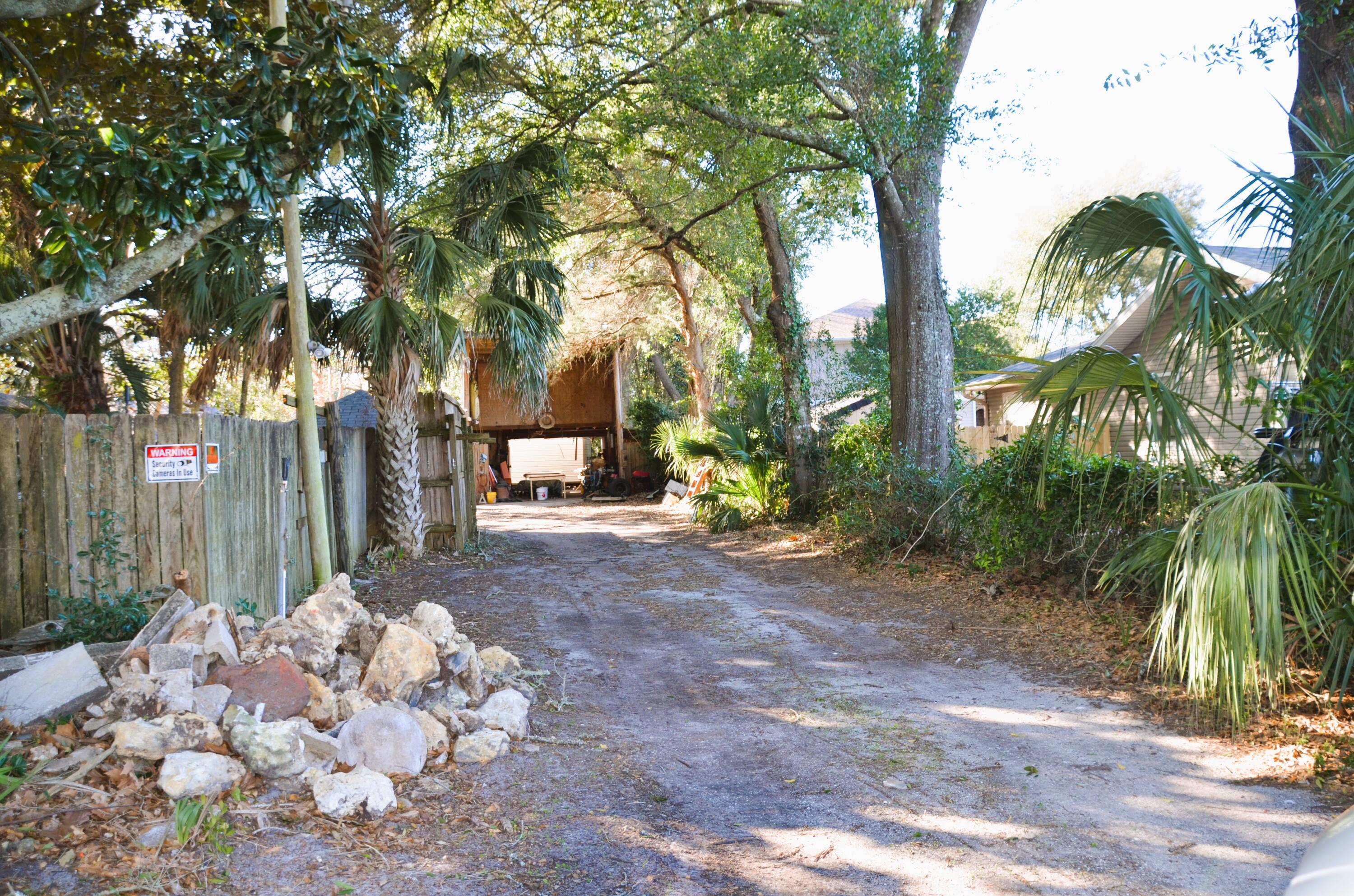 RESUB OF KELLYS ADD TO DESTIN - Residential