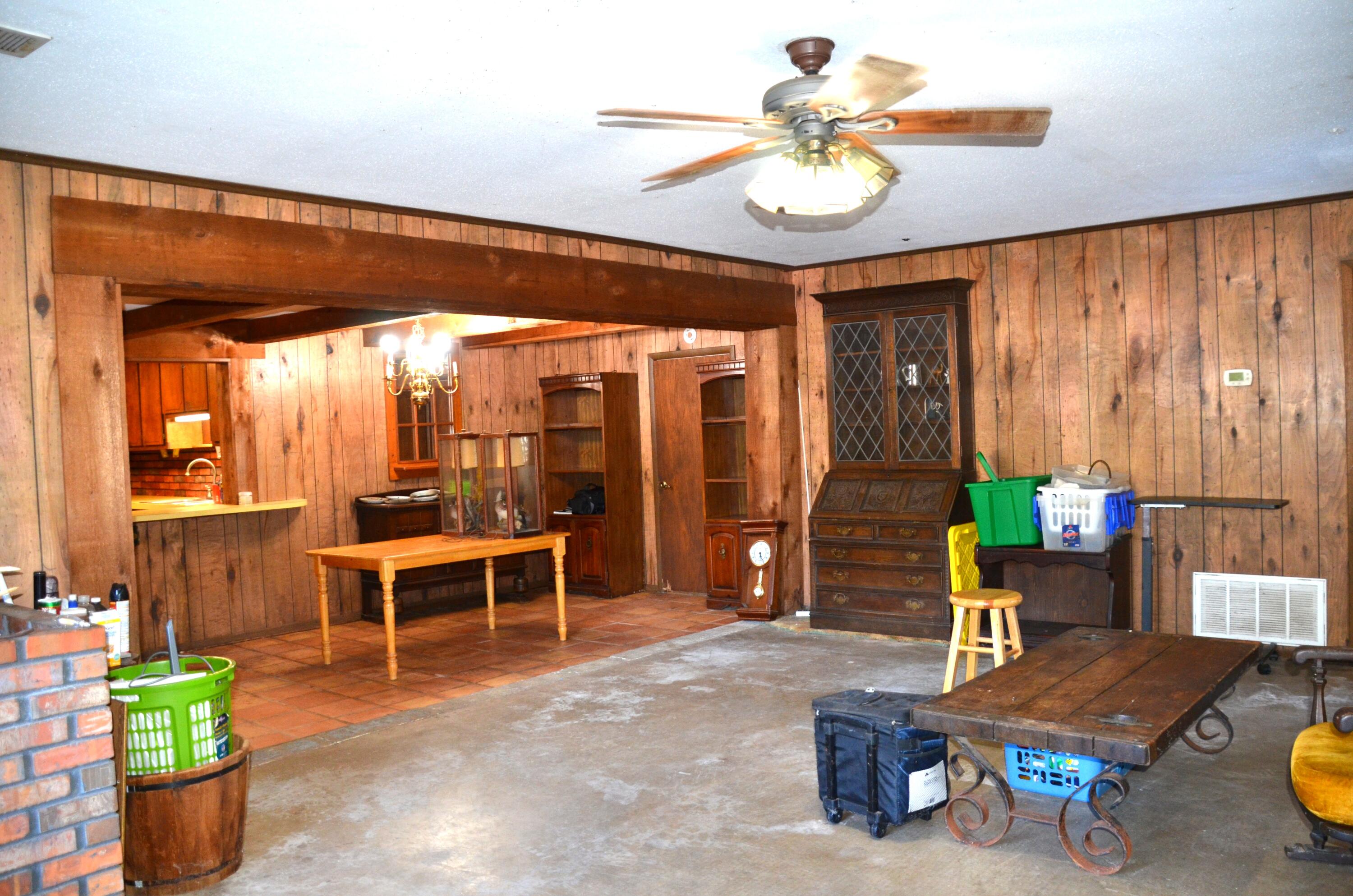RESUB OF KELLYS ADD TO DESTIN - Residential