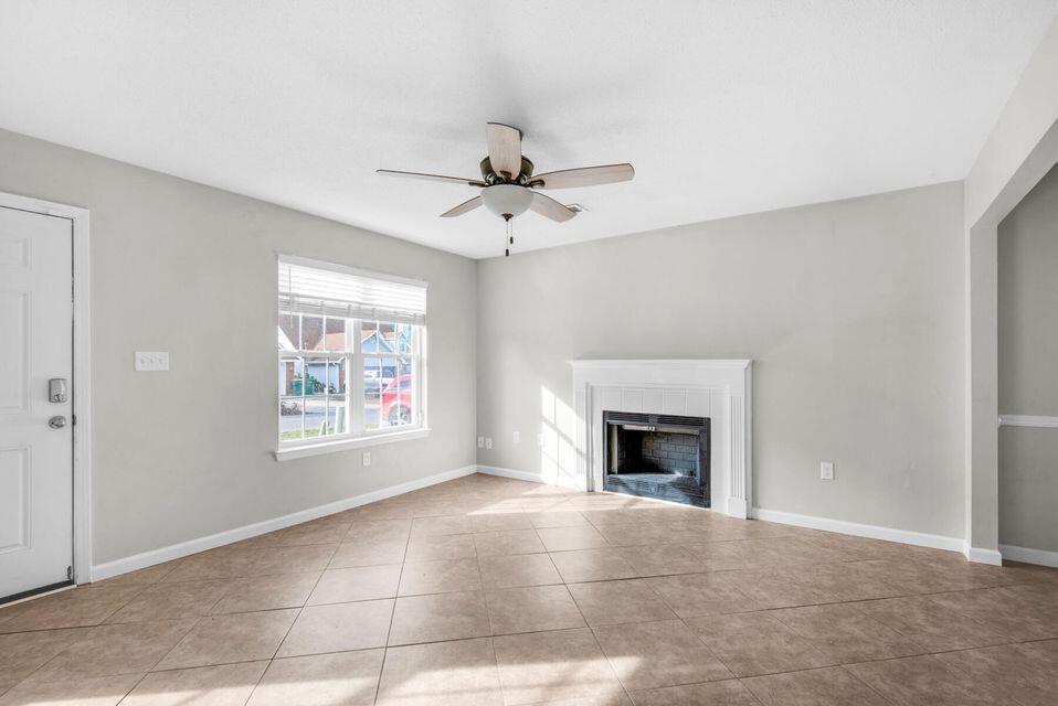 BRITTS MANOR S/D - Residential Lease