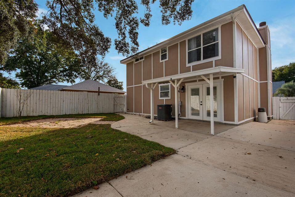 BRITTS MANOR S/D - Residential Lease