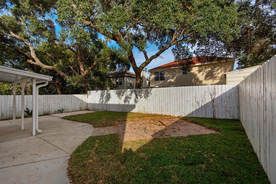 BRITTS MANOR S/D - Residential Lease