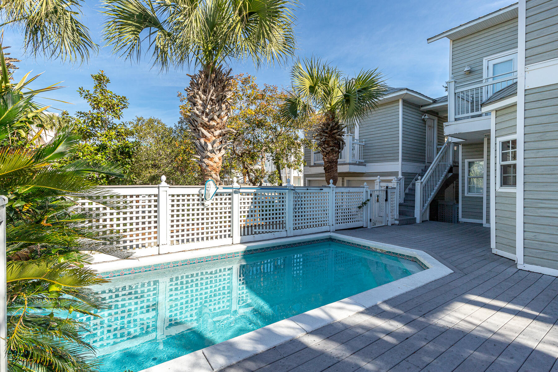 Crystal Shores - Residential