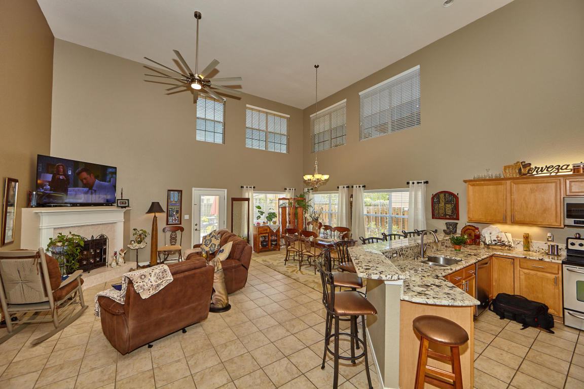 DRIFTWOOD ESTATES - Residential Lease
