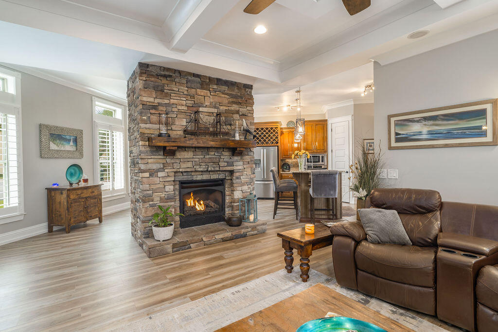 EMERALD BAY 1 A AMENDED - Residential