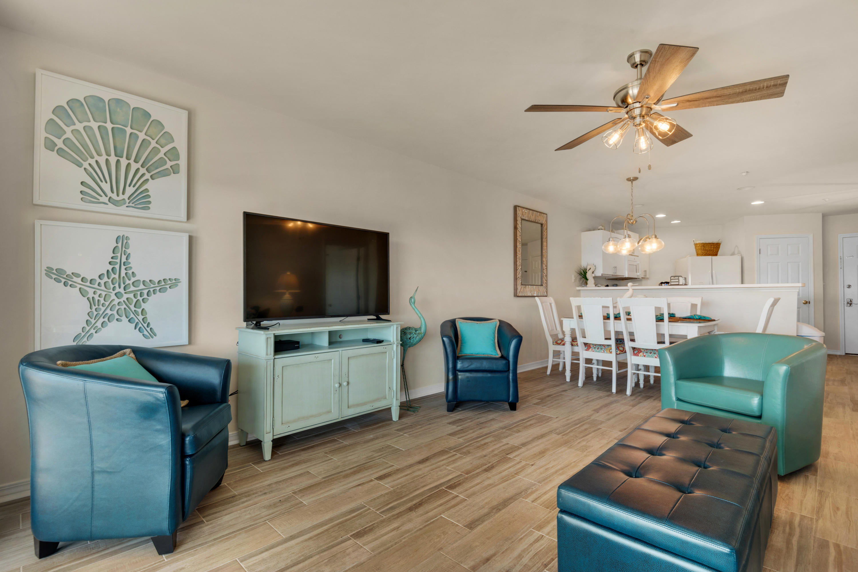 MARAVILLA CONDO - Residential
