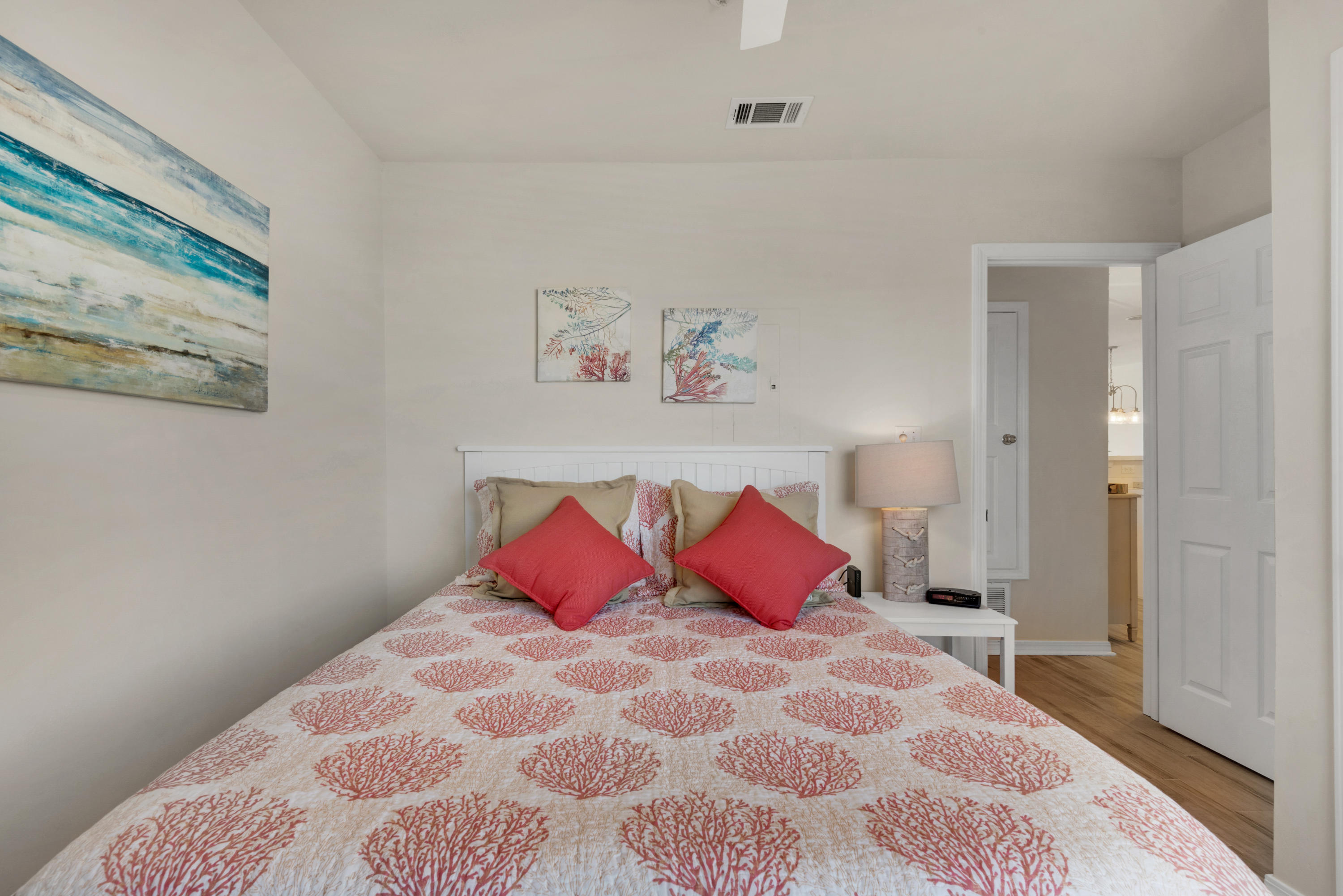 MARAVILLA CONDO - Residential