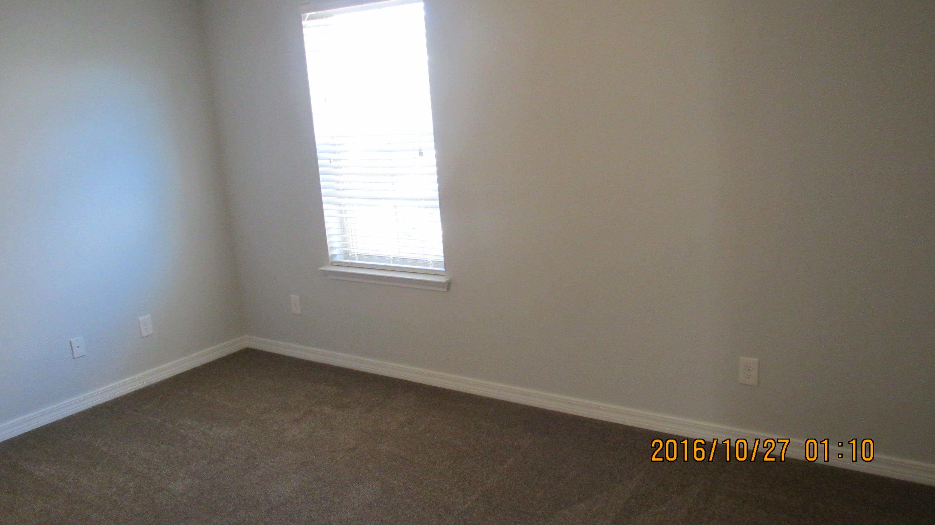 SOUNDSIDE MOORINGS - Residential Lease