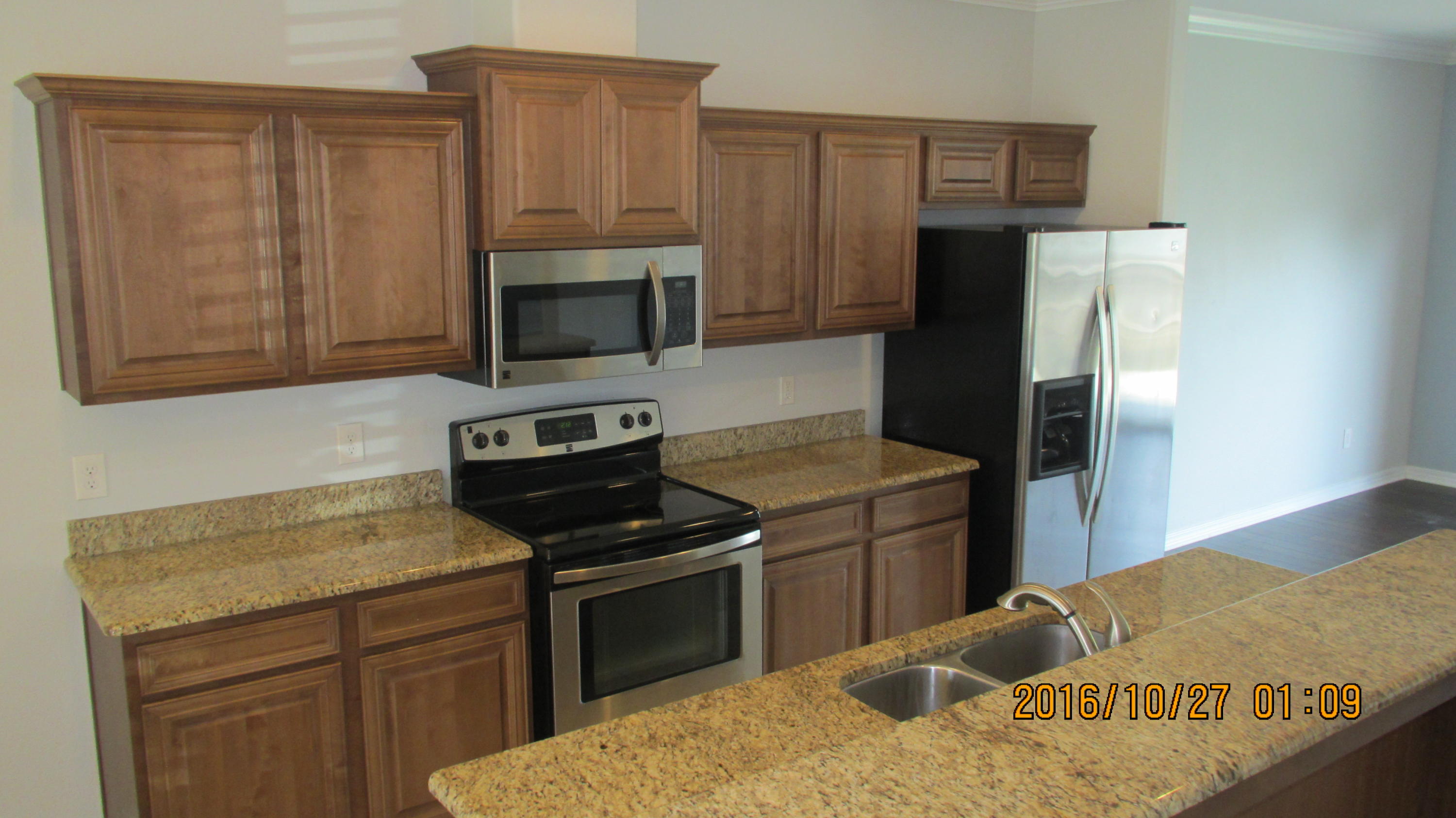 SOUNDSIDE MOORINGS - Residential Lease