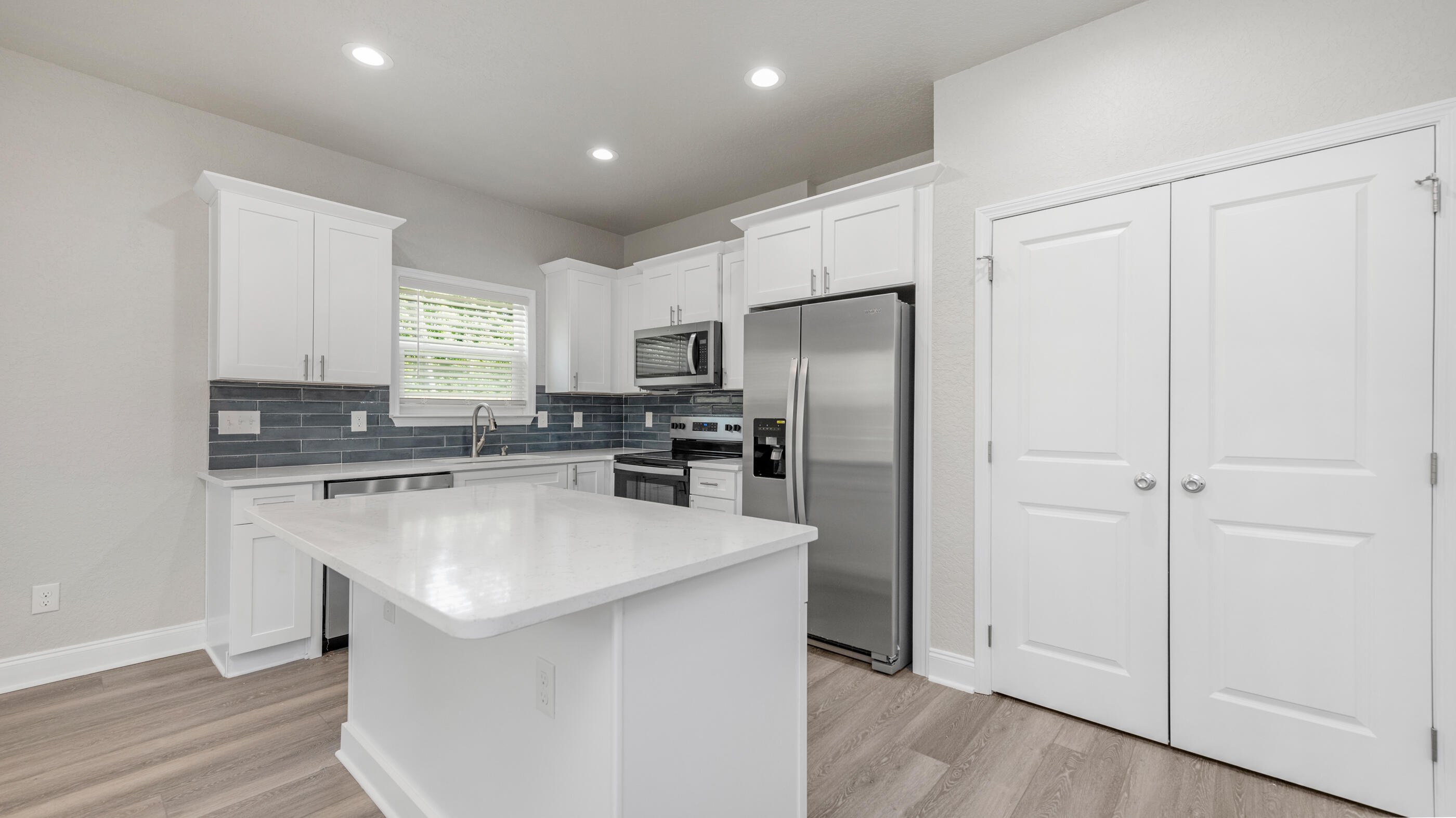 SEASHORE VILLAGE - Residential Lease