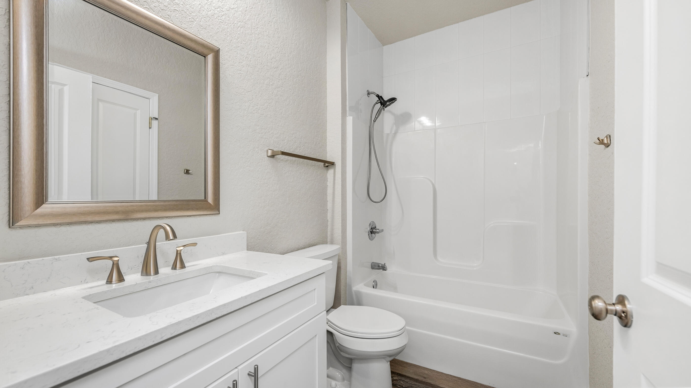 SEASHORE VILLAGE - Residential Lease