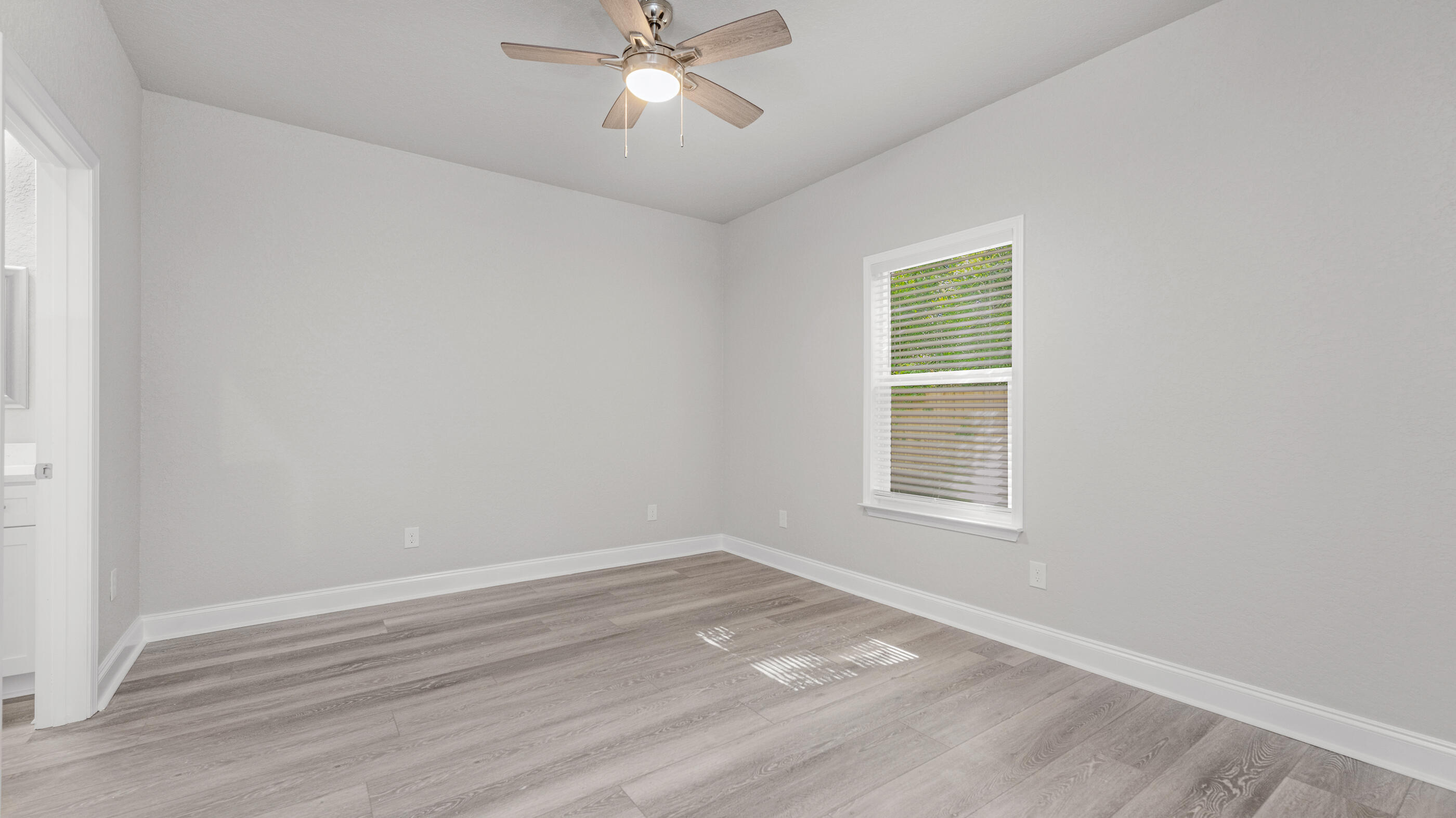 SEASHORE VILLAGE - Residential Lease
