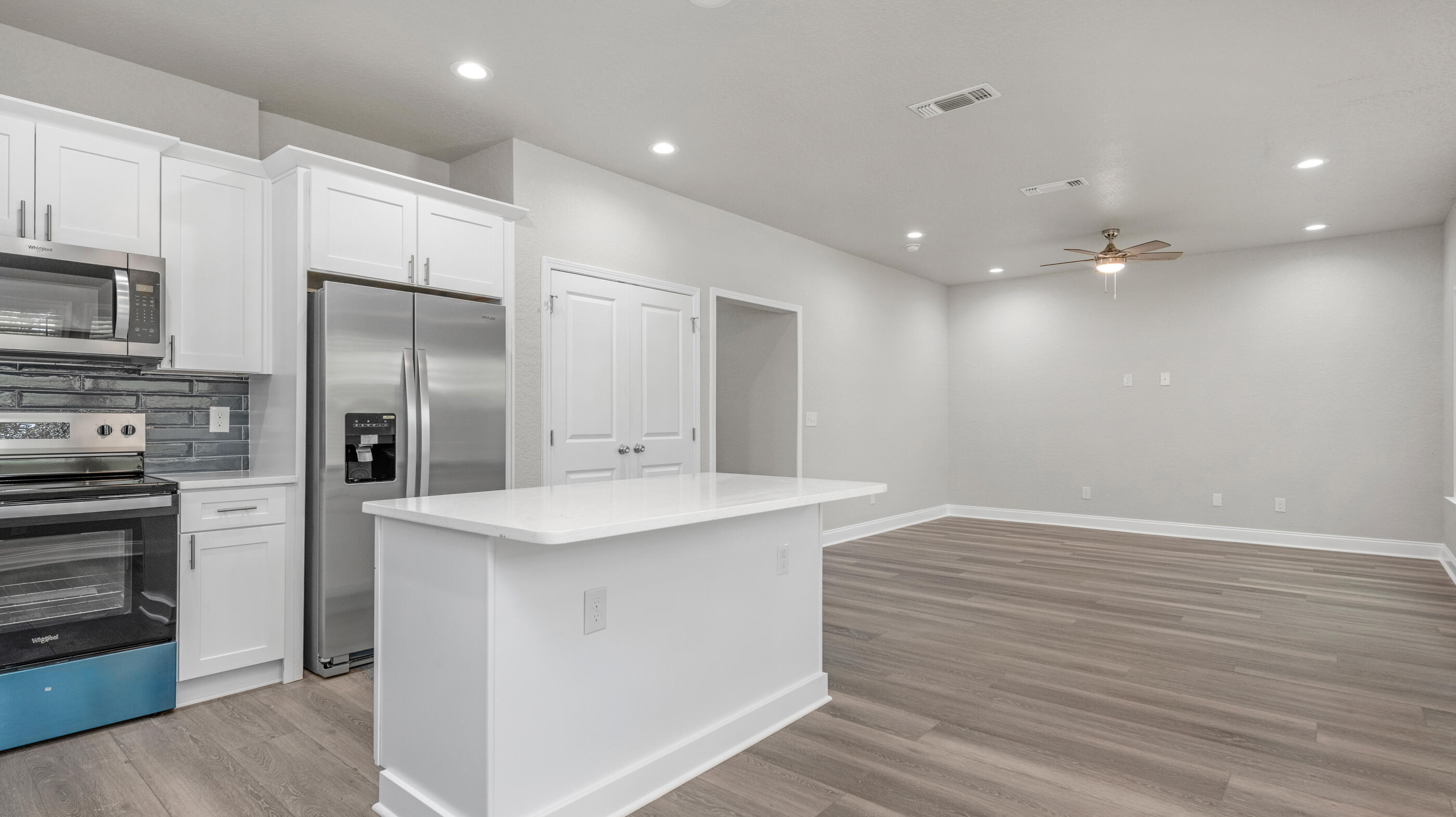 SEASHORE VILLAGE - Residential Lease