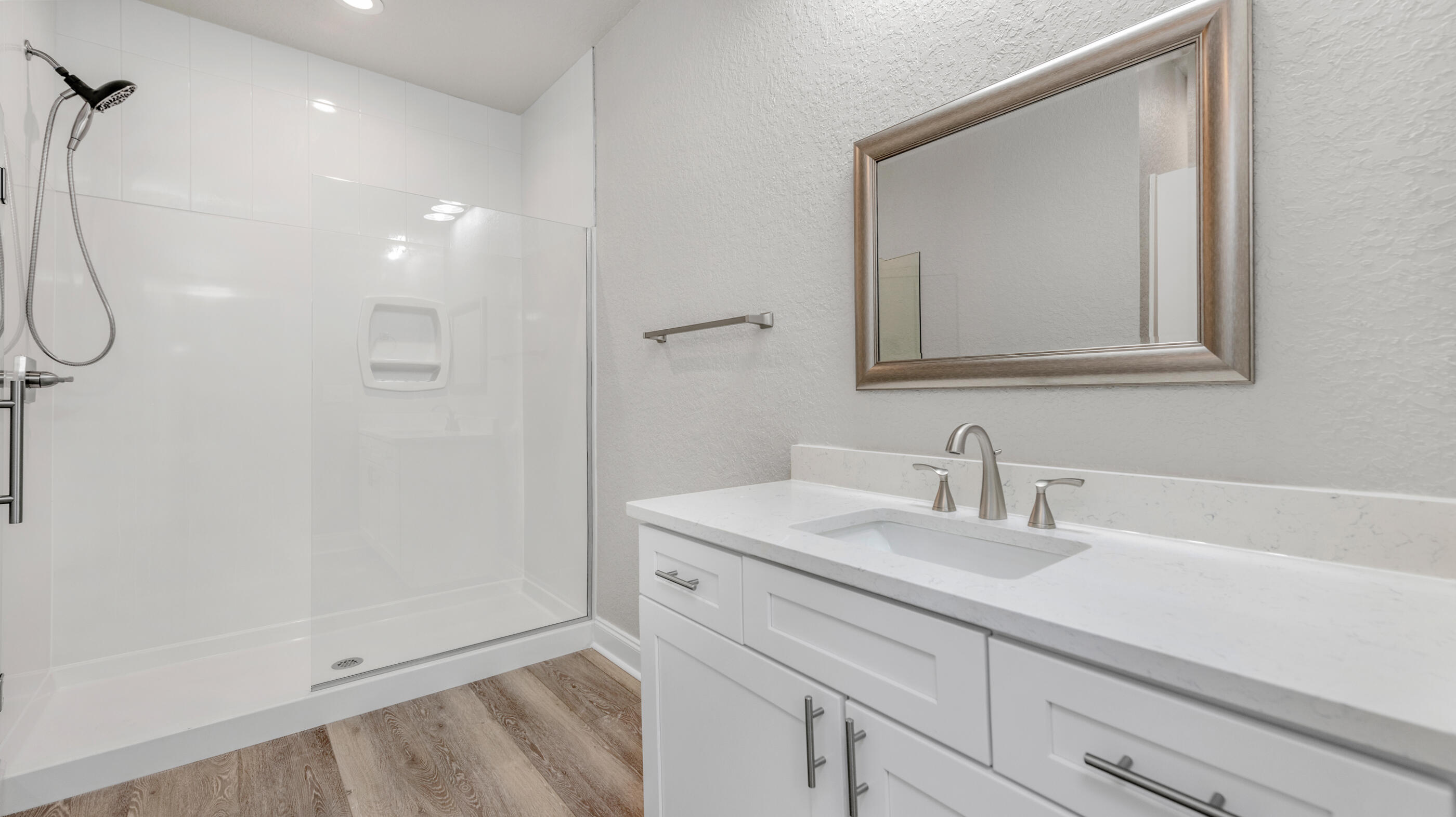 SEASHORE VILLAGE - Residential Lease
