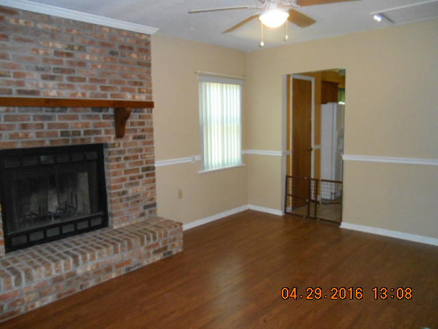 PORT DIXIE - Residential Lease