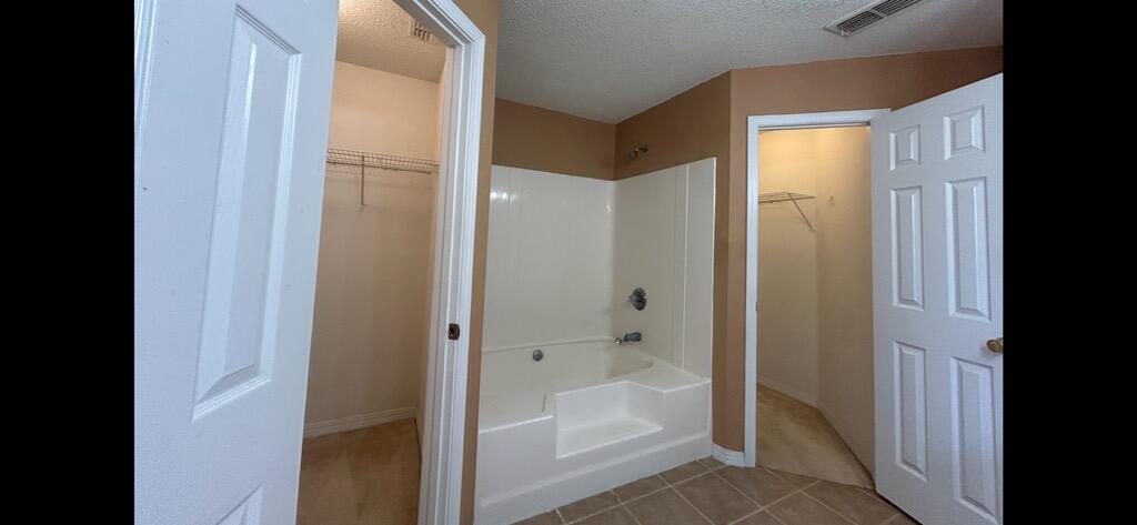 REDSTONE ESTATES - Residential Lease