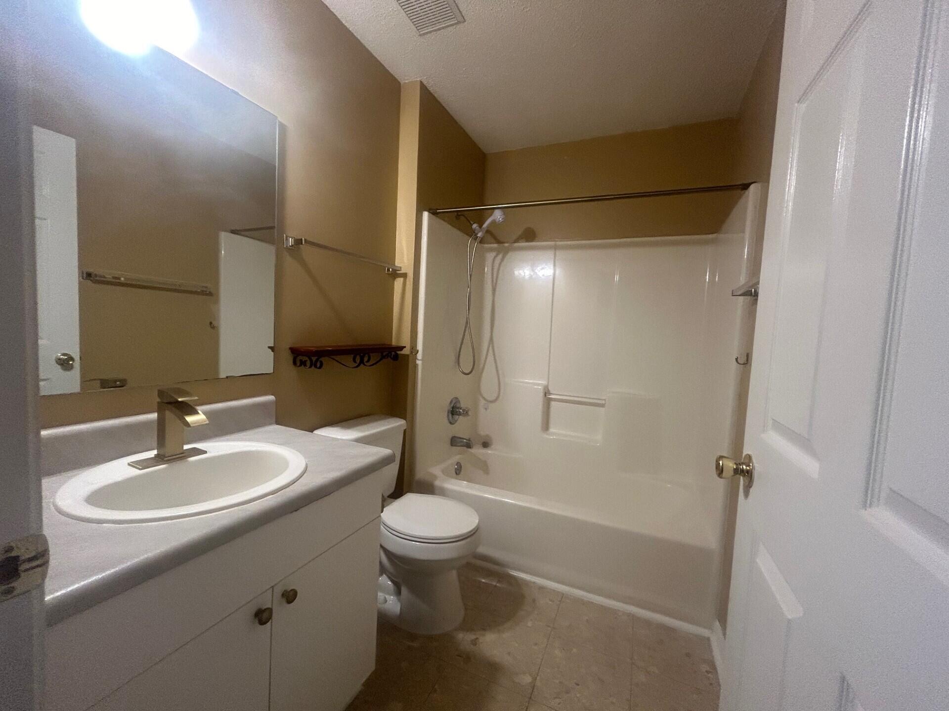 REDSTONE ESTATES - Residential Lease