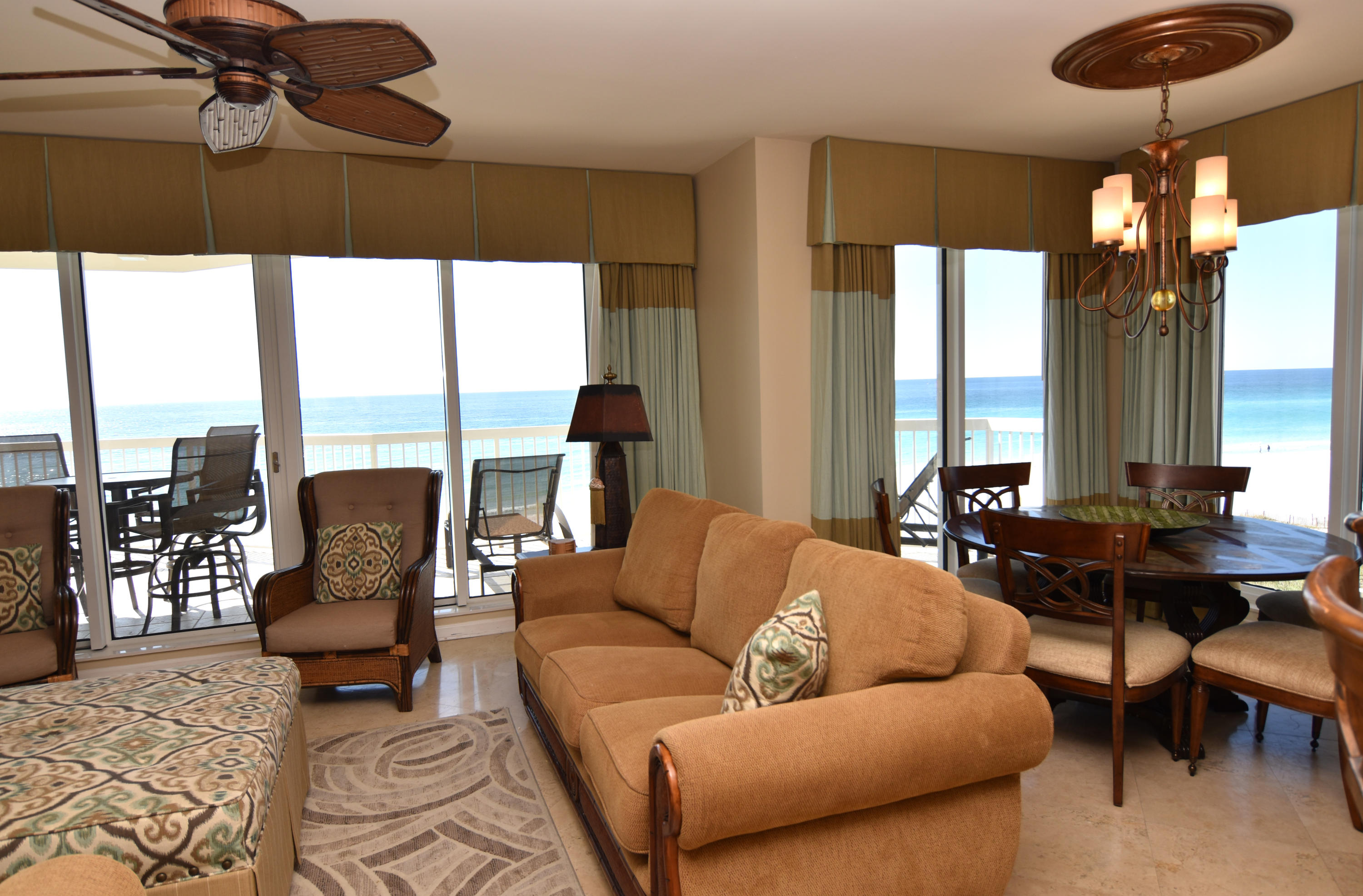 SILVER BEACH TOWERS - Residential