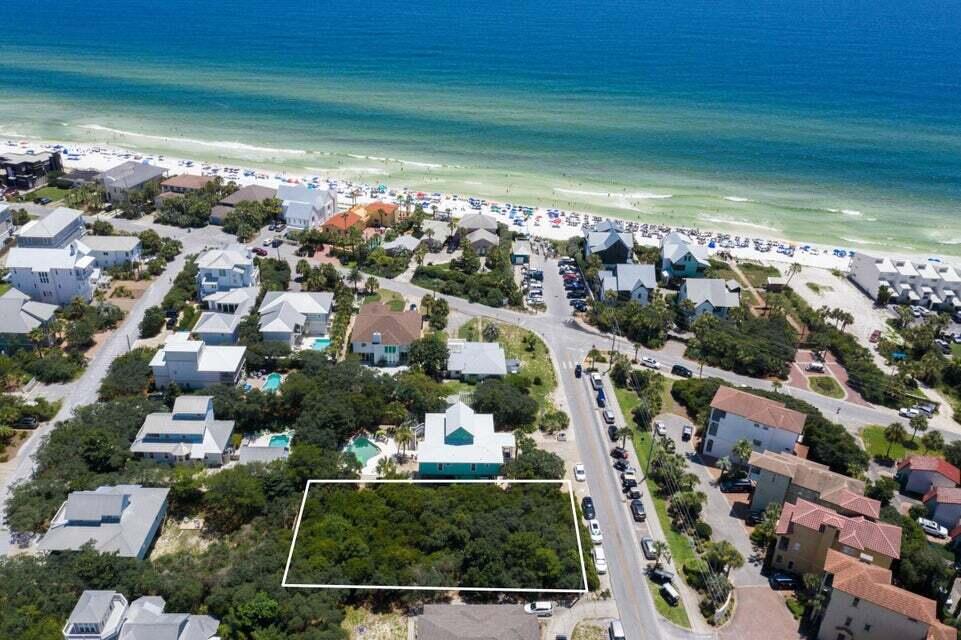 BLUE MOUNTAIN BEACH - Land