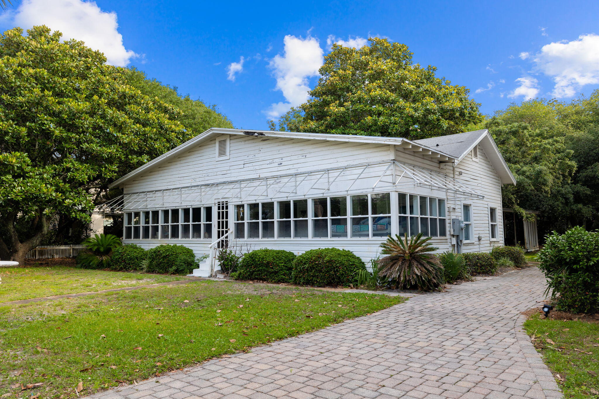 SEAGROVE 1ST ADDN - Residential