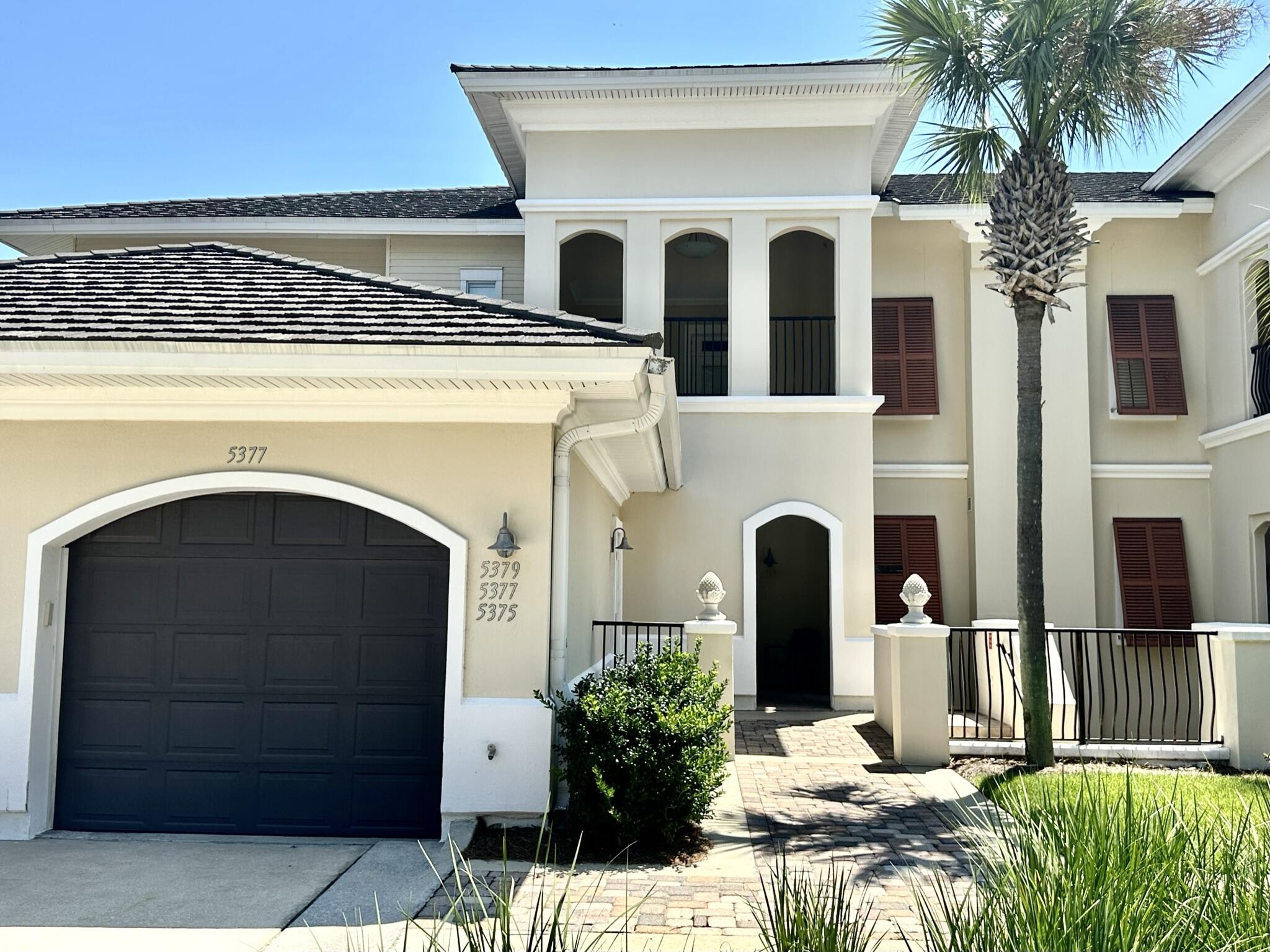 PINE RIDGE - Residential