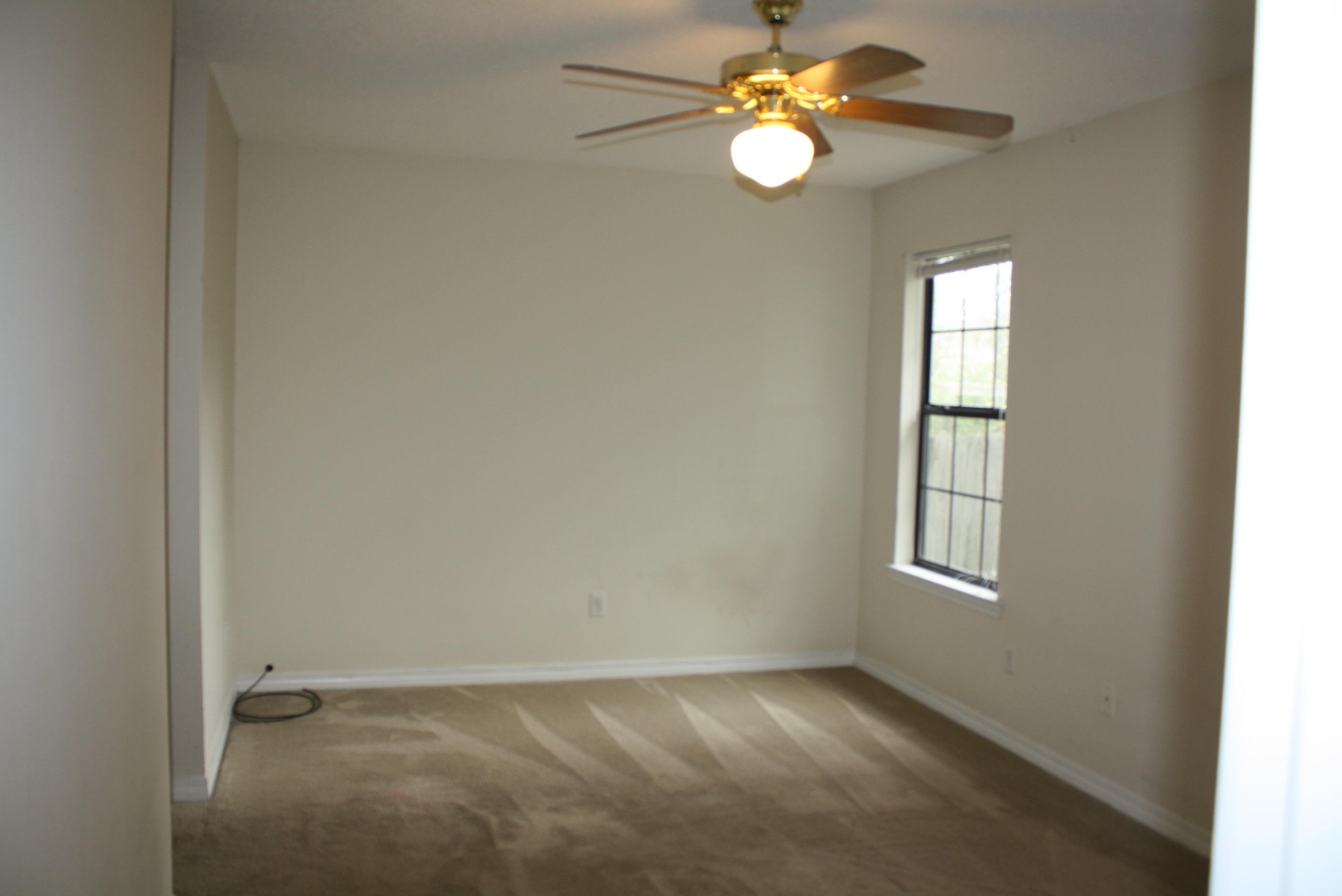 SOUTHWAY ESTATES 1ST ADDN - Residential Lease