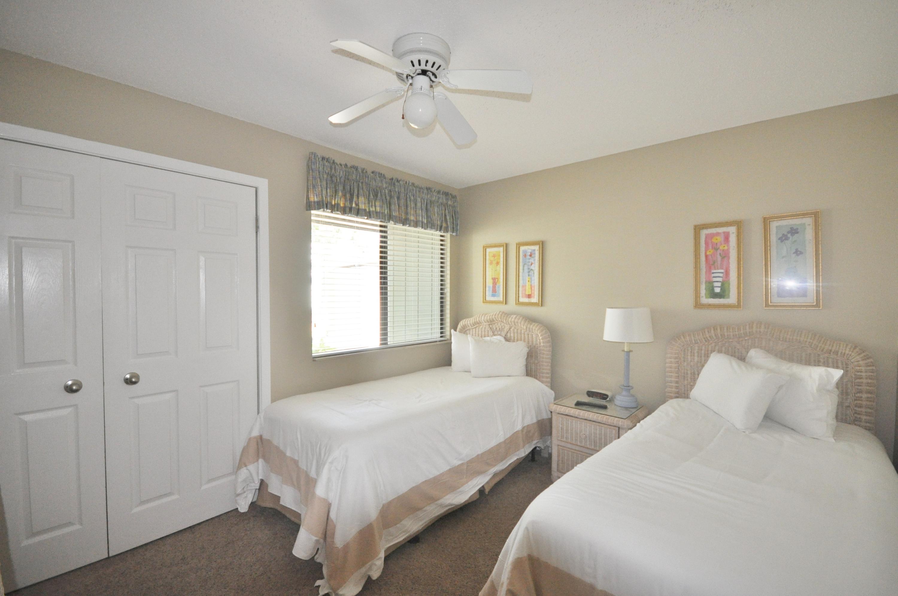 LINKSIDE VILLAGE UNIT 1 - Residential Lease