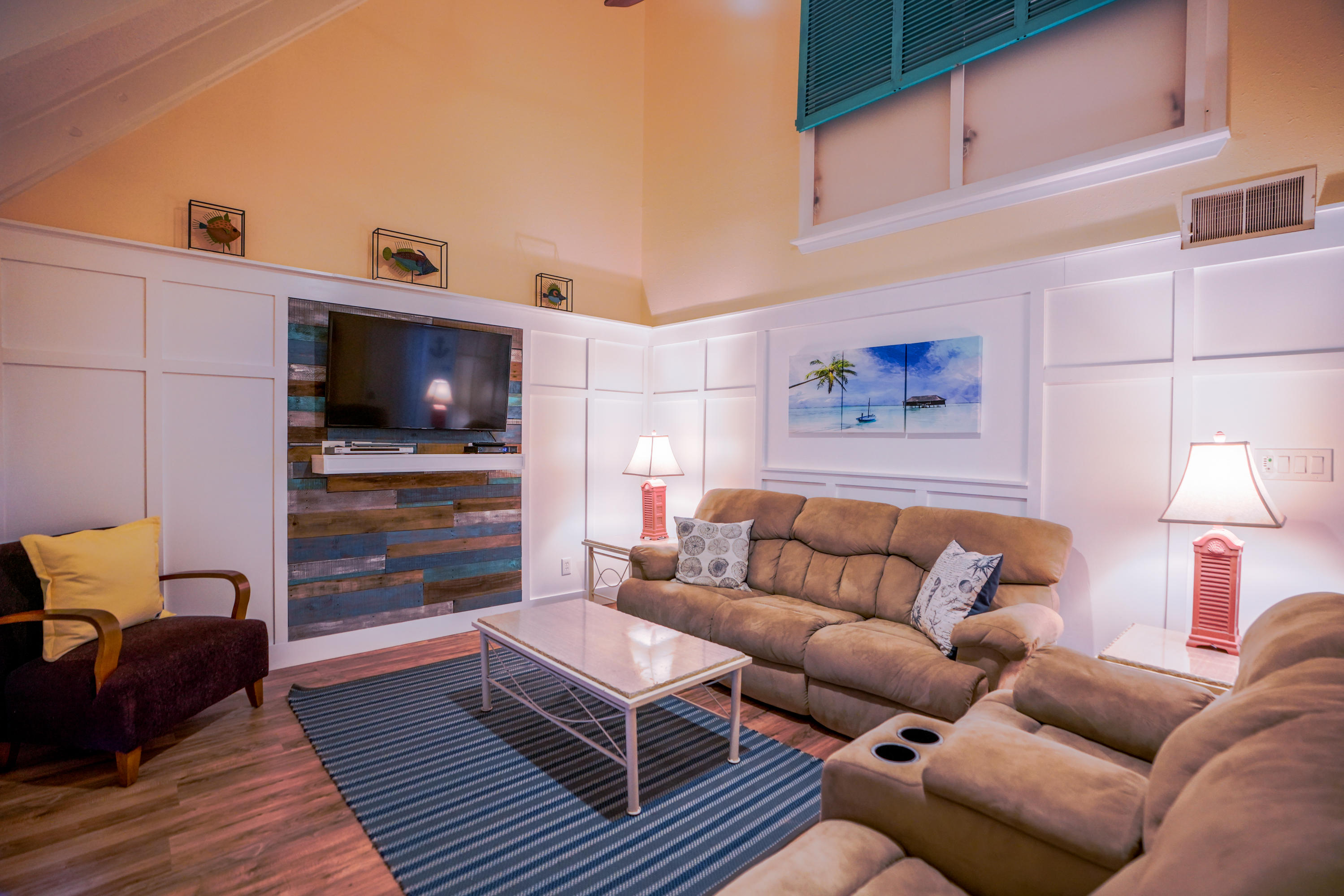 SEASCAPE CONDO GARDEN VILLA - Residential