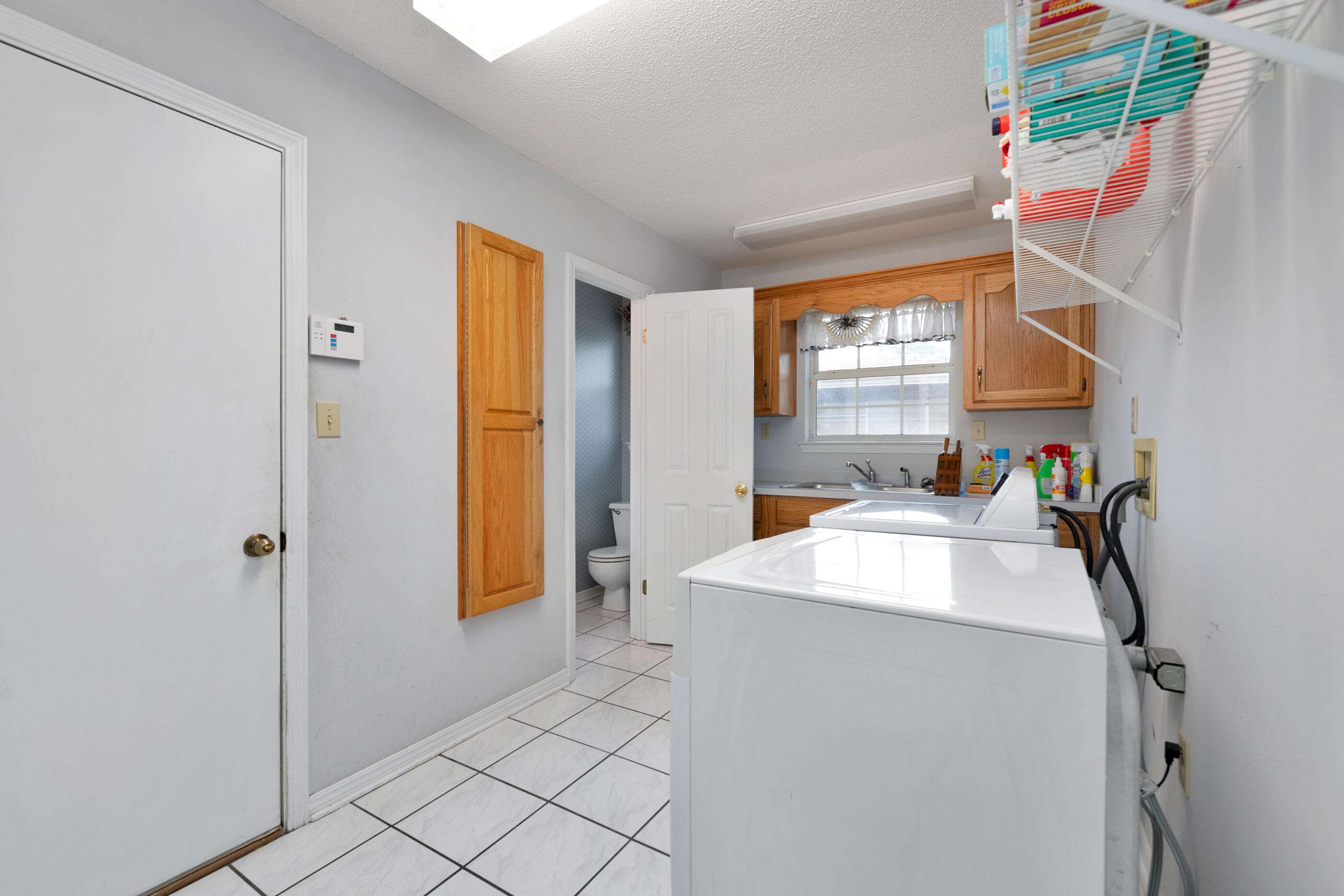 LAKE LORRAINE ESTATES - Residential