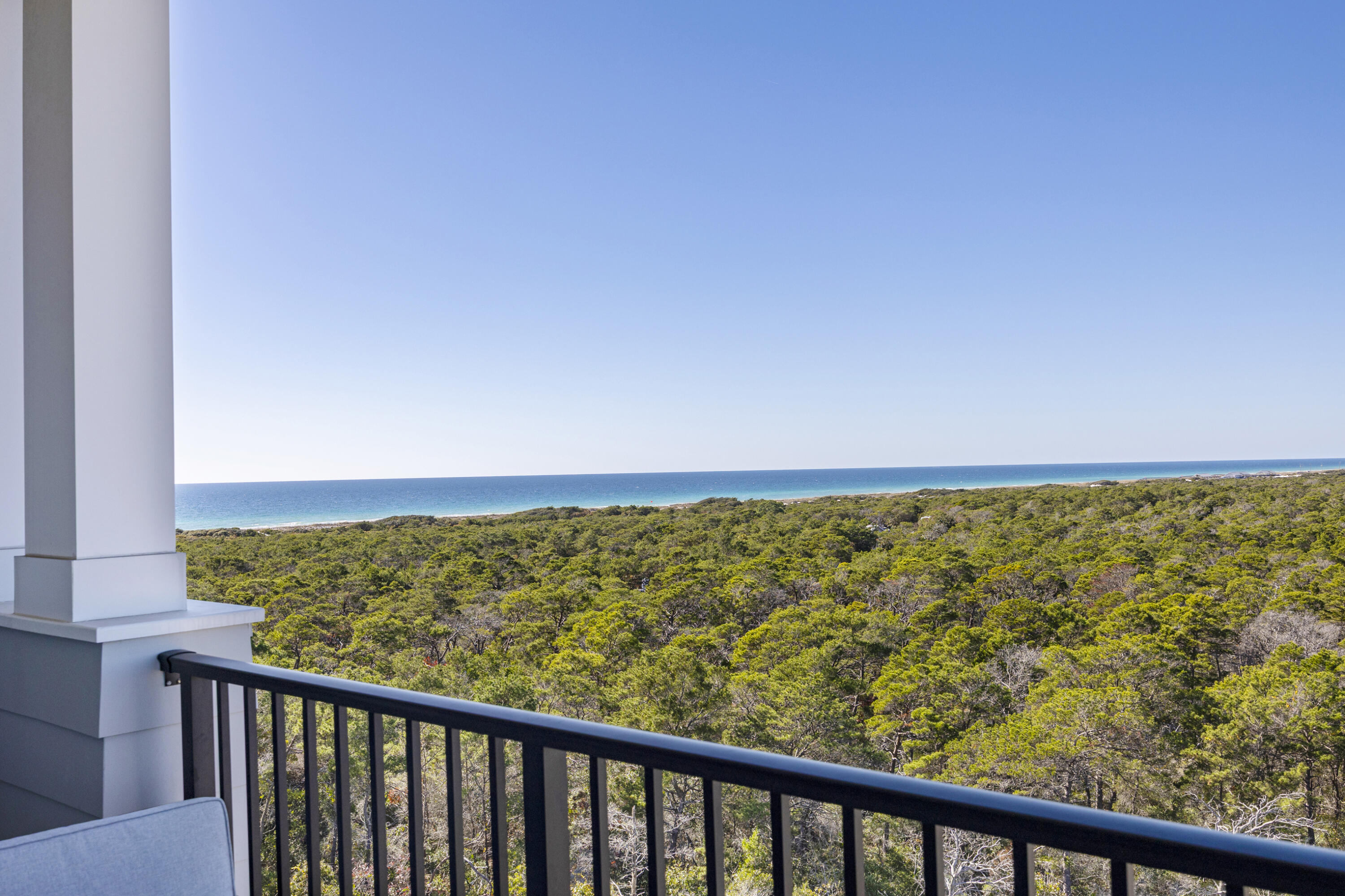 Beautiful Penthouse at the Henderson Beach Resort in Destin.  3 bed/3 bath end unit with fabulous Gulf views. Features 10 ft ceilings, high-end fixtures and stainless appliances in the kitchen, tile floors, quartz counter tops, and impact rated doors and windows.  2 Assigned parking spaces are included.  Plus, full access to the Henderson Beach Resort amenities, including multiple pools, and spa, private beach access, and numerous dining options! This is truly resort living!