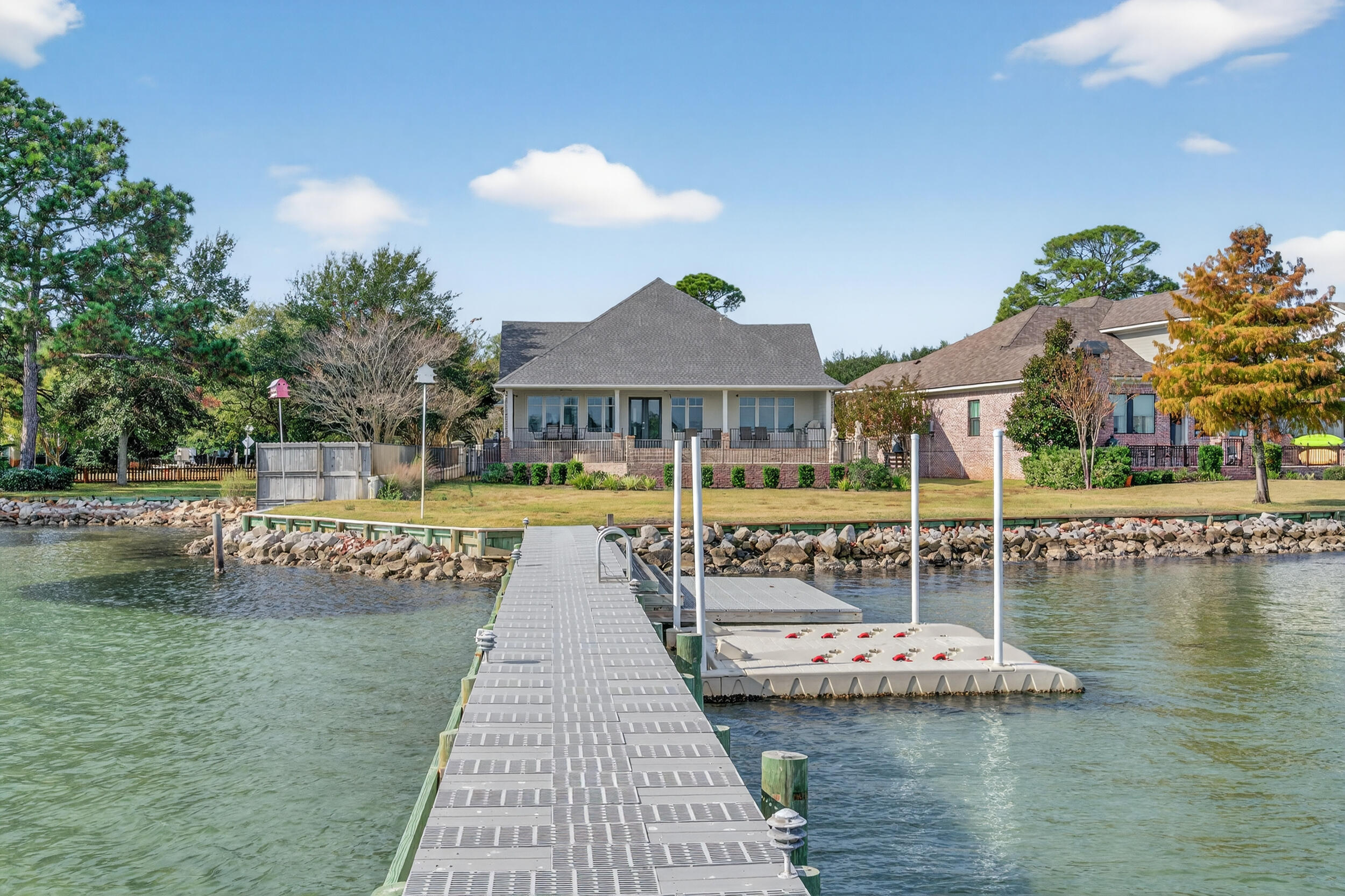 PEACOCKS POINT REPLAT - Residential