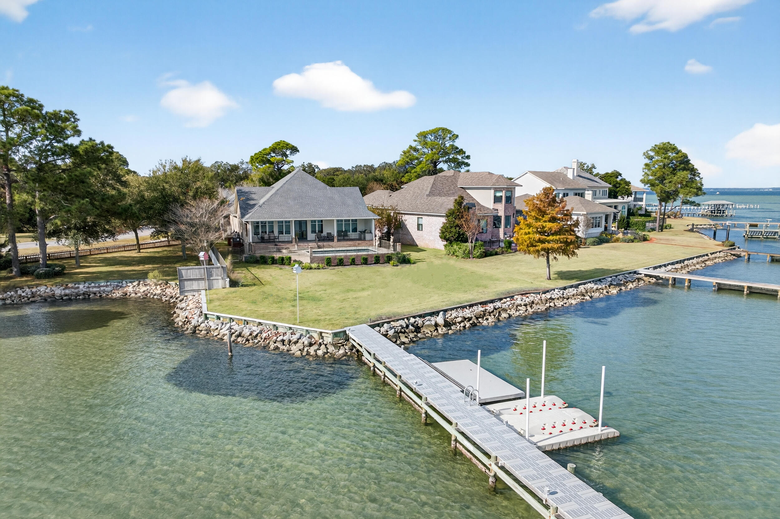 PEACOCKS POINT REPLAT - Residential