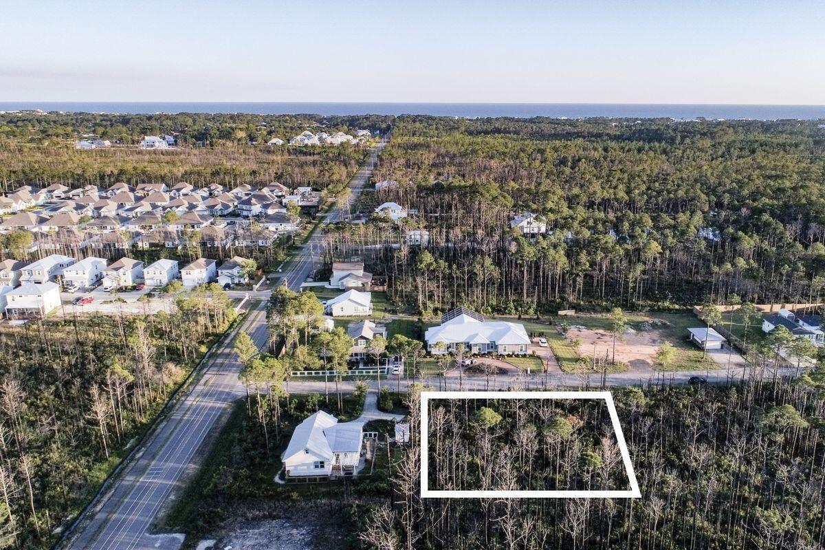 THOMPSON PLANTATION - Land