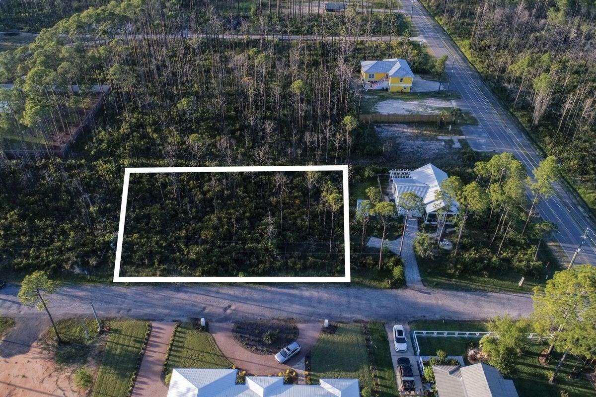 THOMPSON PLANTATION - Land