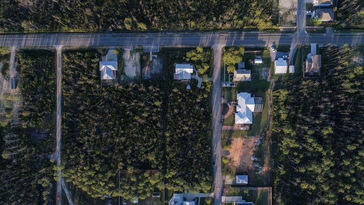 THOMPSON PLANTATION - Land