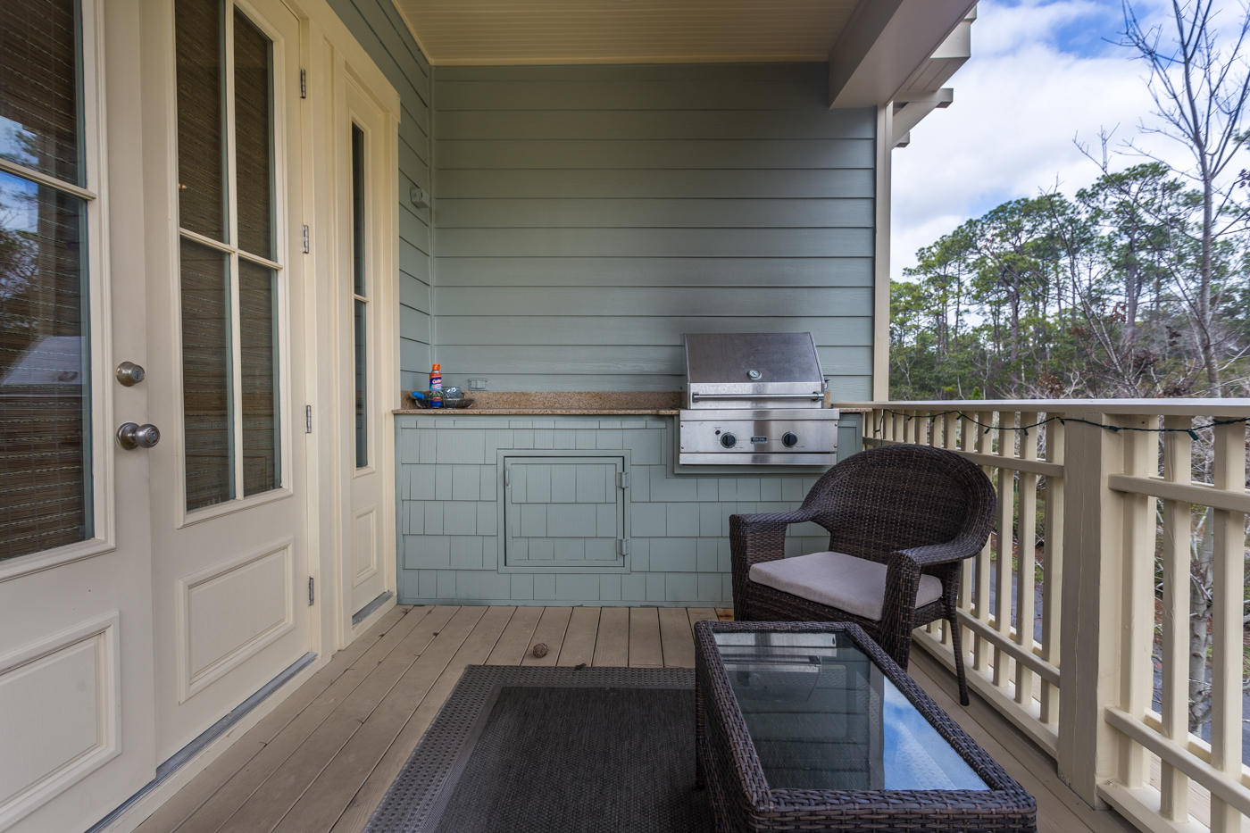 TREETOP VILLAGE - Residential Lease