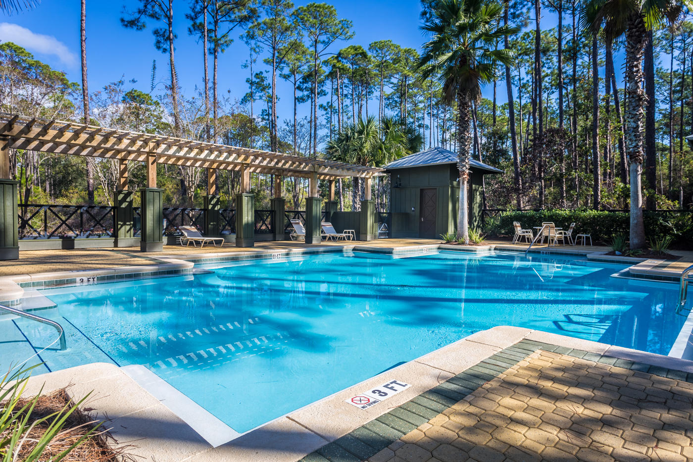TREETOP VILLAGE - Residential Lease