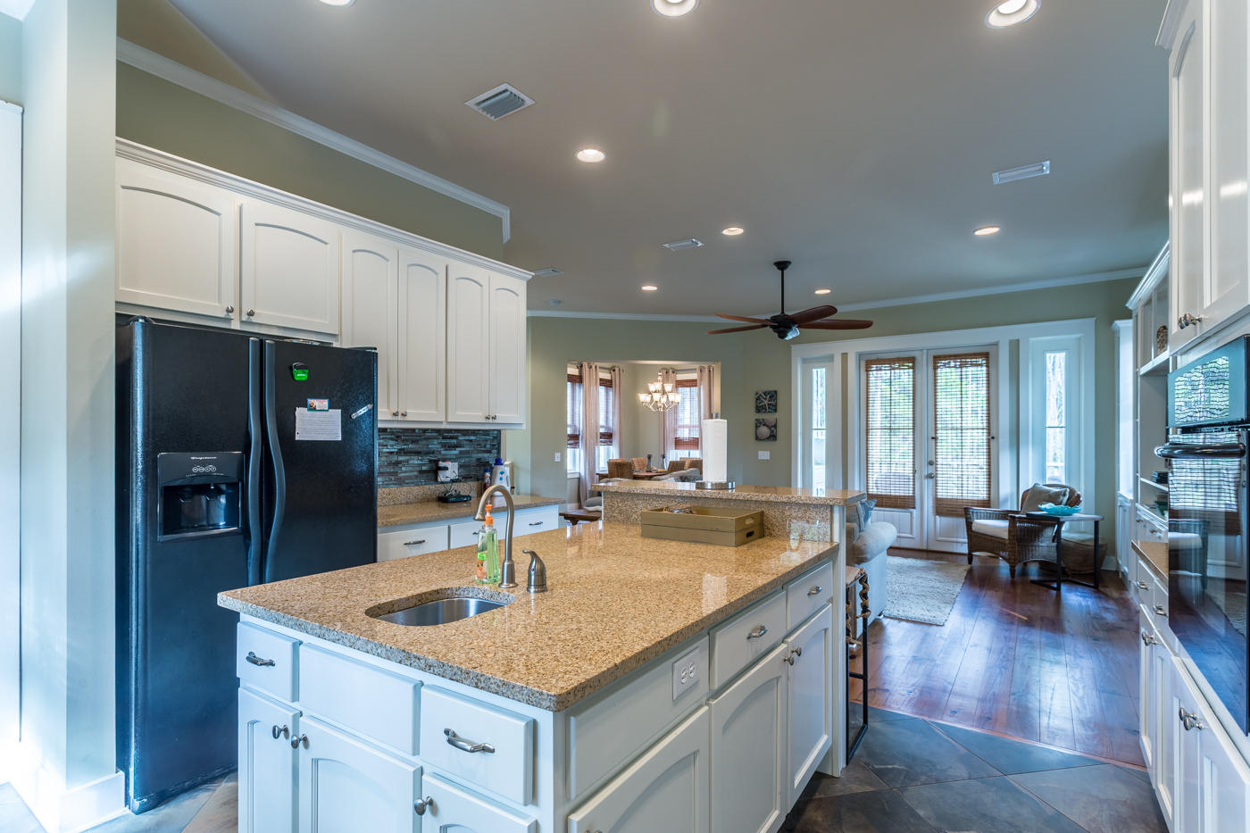 TREETOP VILLAGE - Residential Lease