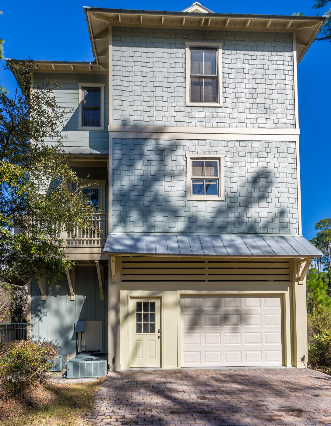 TREETOP VILLAGE - Residential Lease