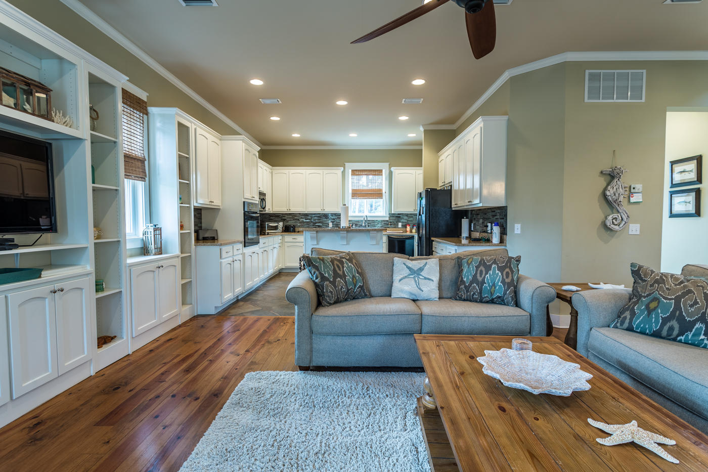 TREETOP VILLAGE - Residential Lease