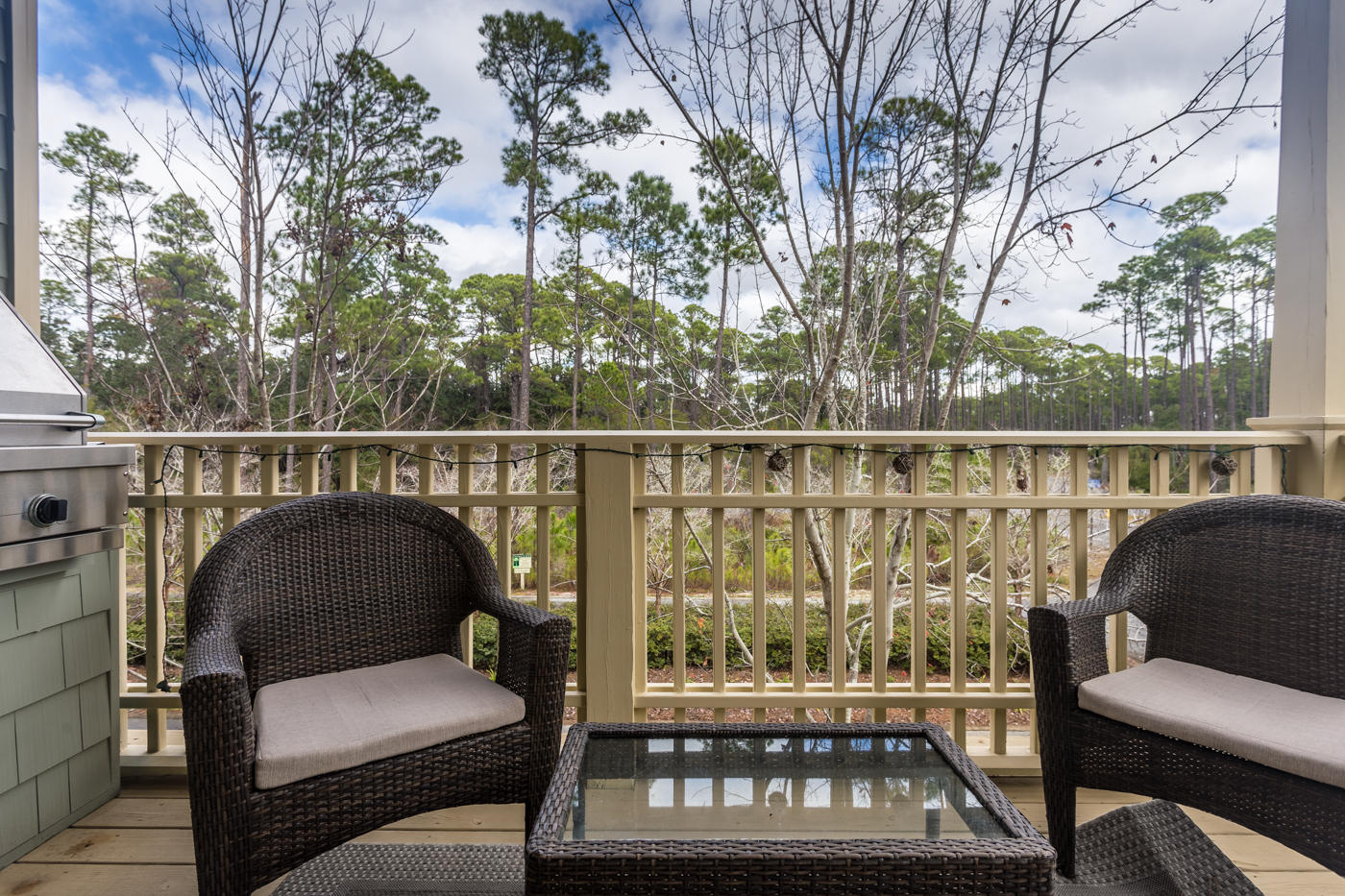 TREETOP VILLAGE - Residential Lease